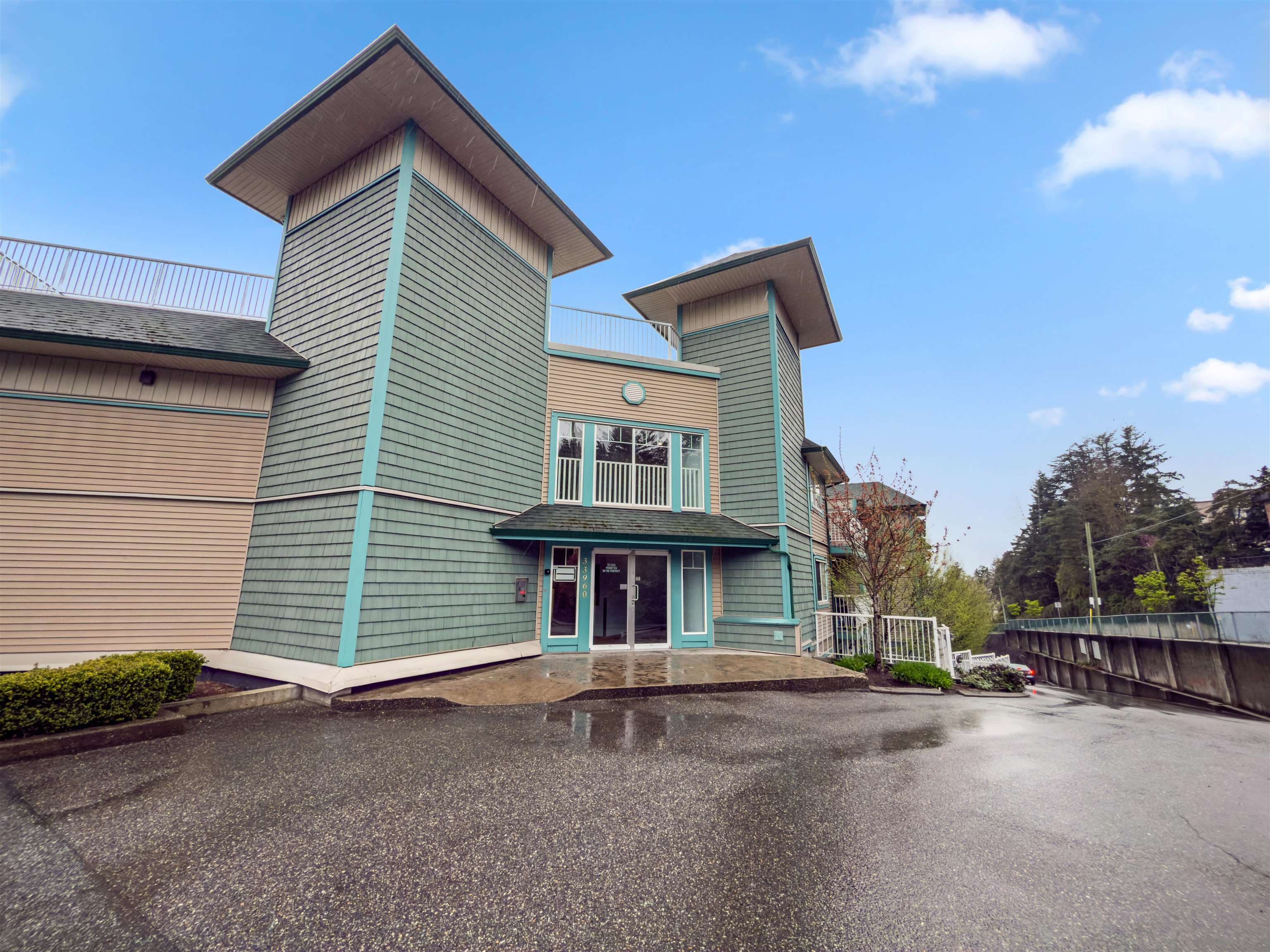 208 - 33960 Old Yale Road, Abbotsford, V2S 5K8 — photo 2