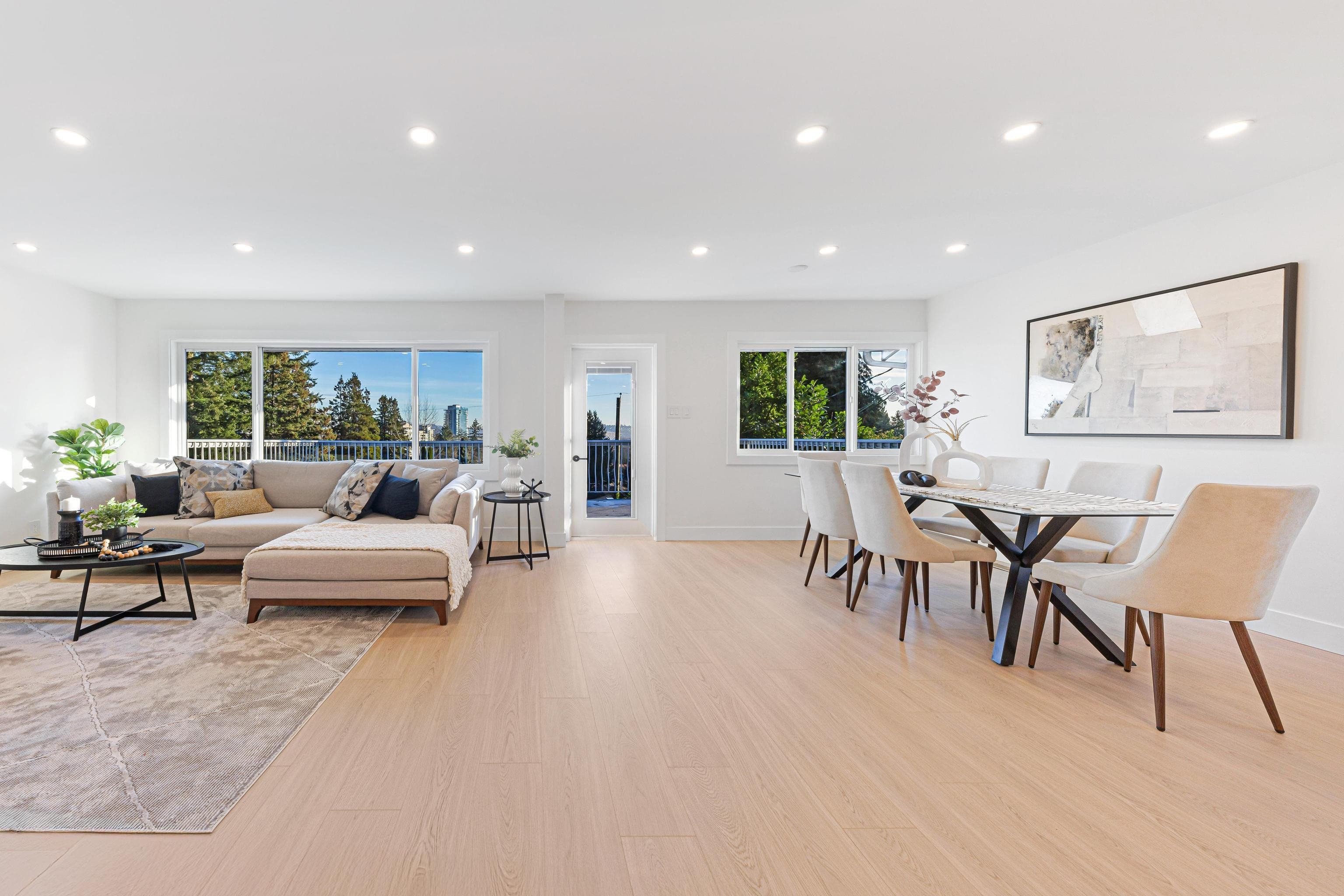 1225 Cloverley Street, North Vancouver