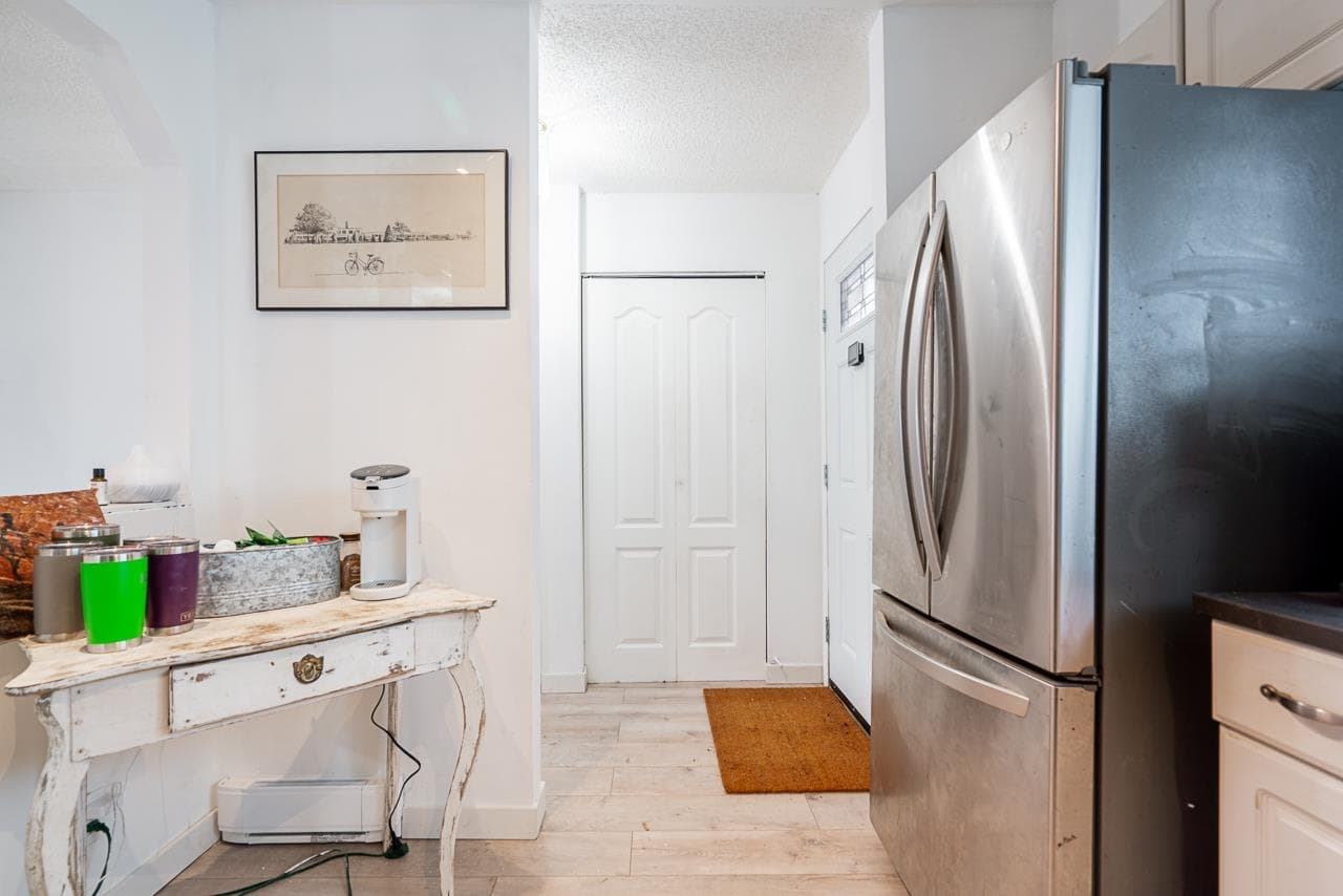 6043 W Greenside Drive, Surrey, V3S 5M8 — photo 5