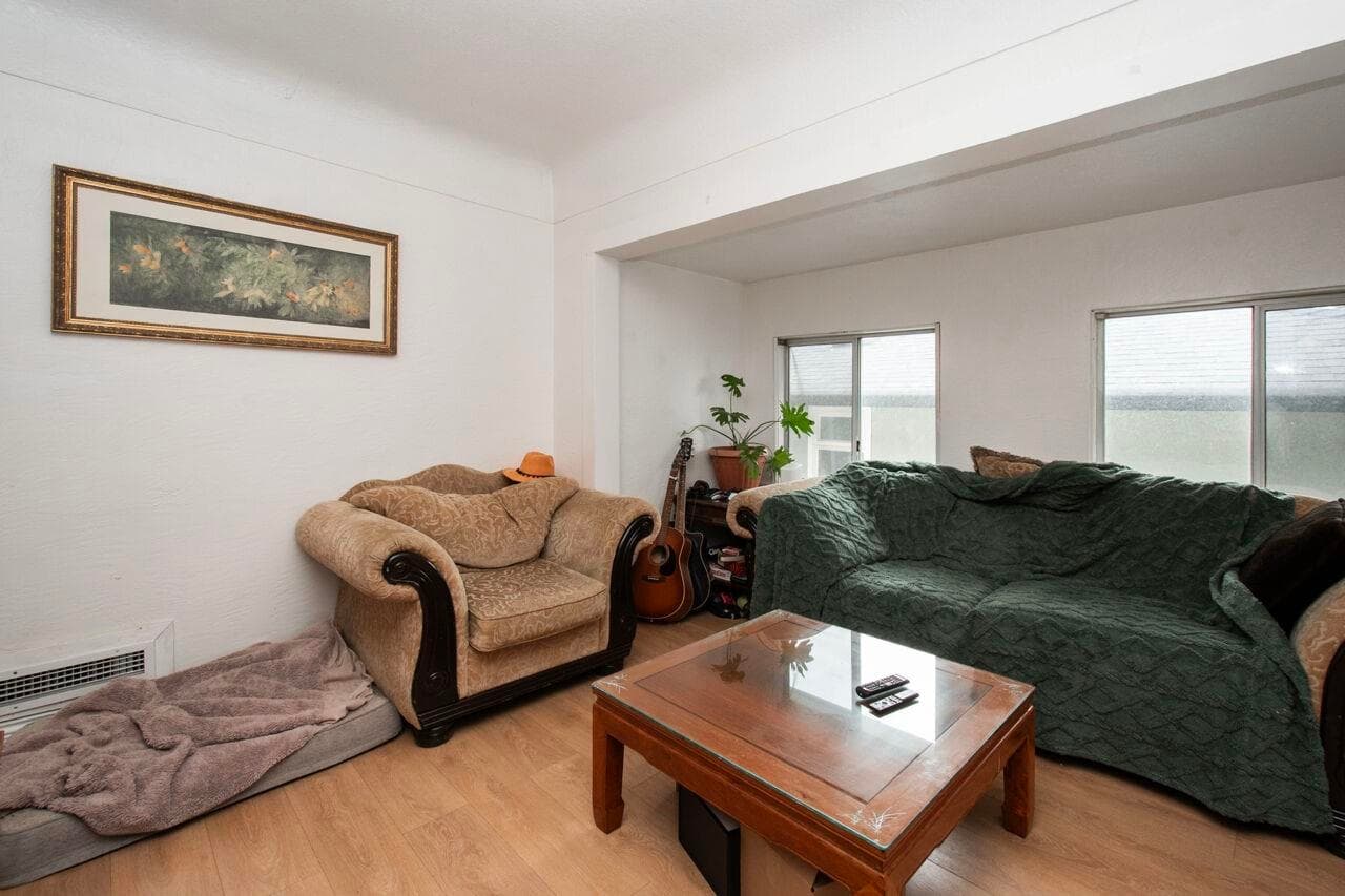 341 W 19th Street, North Vancouver, V7M 1X7 — photo 4