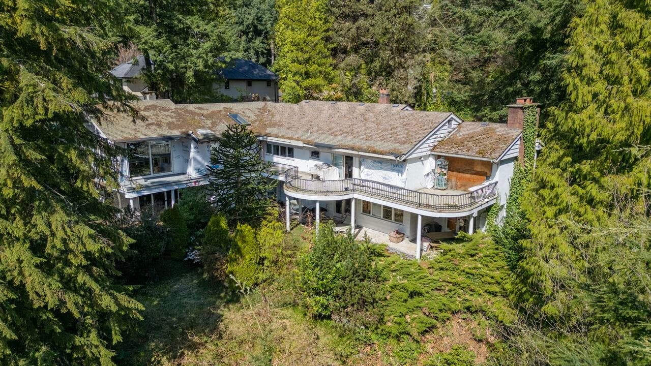 764 Eyremount Drive, West Vancouver, V7S 2A4 — photo 2