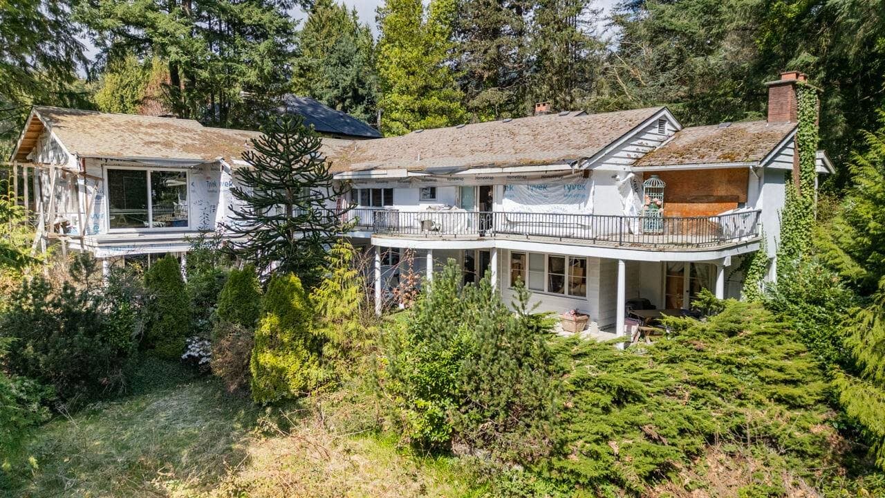 764 Eyremount Drive, West Vancouver