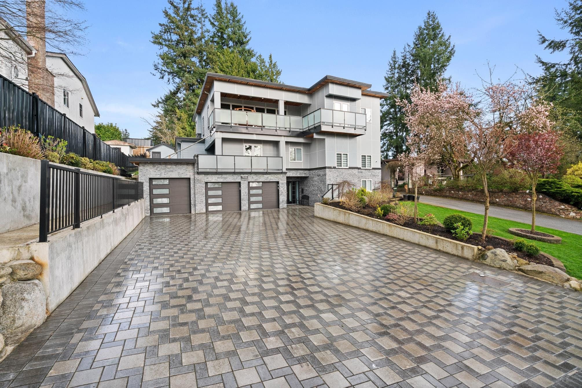 7822 108 Street, Delta