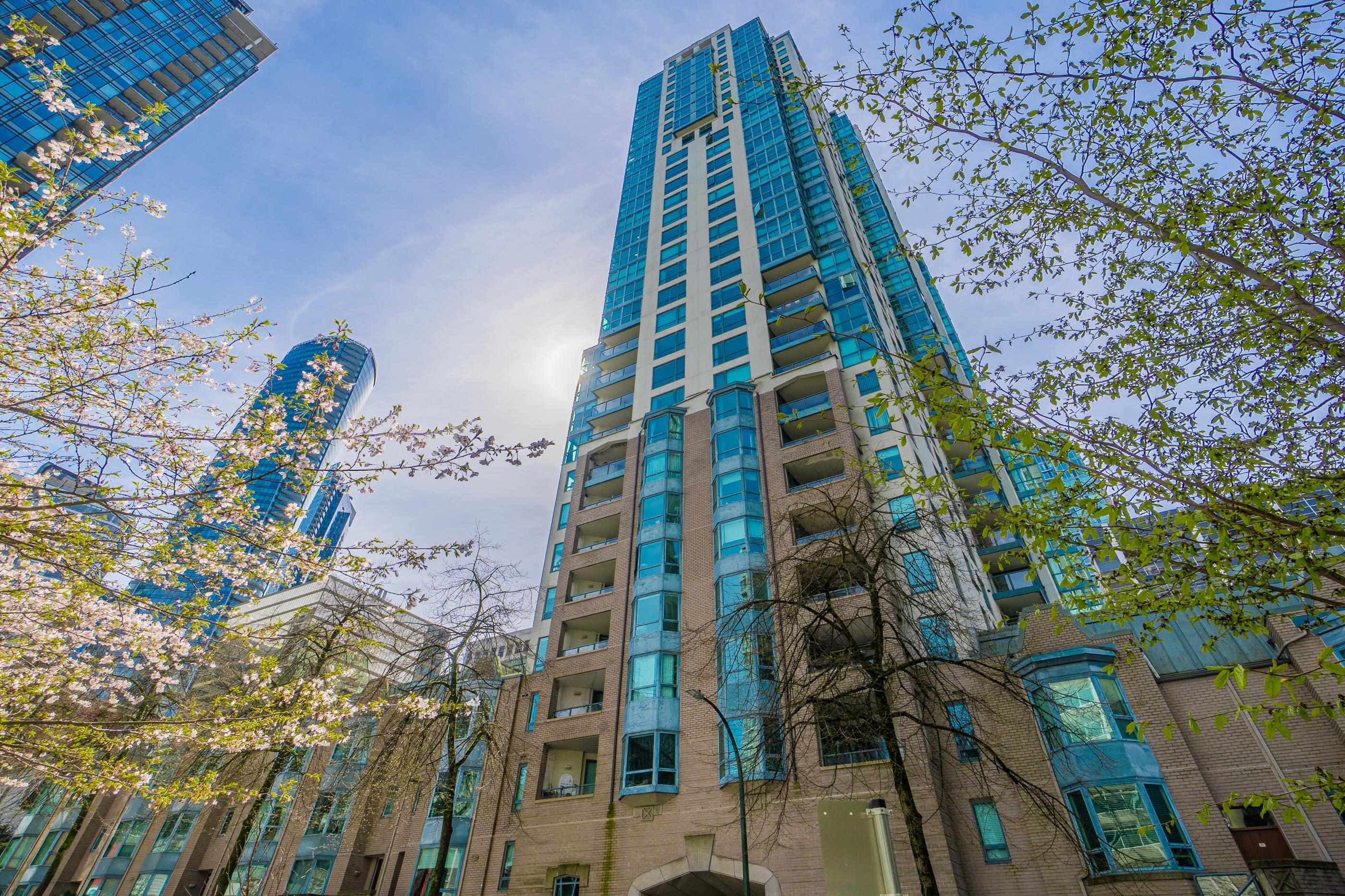 2904 - 1238 Melville Street, Vancouver, V6E 4N2 — photo 1