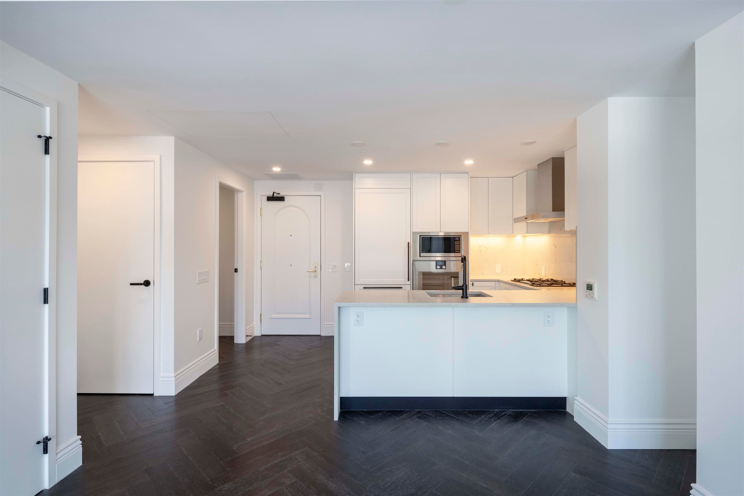 211 - 2096 W 47th Avenue, Vancouver, V6M 2M7 — photo 3