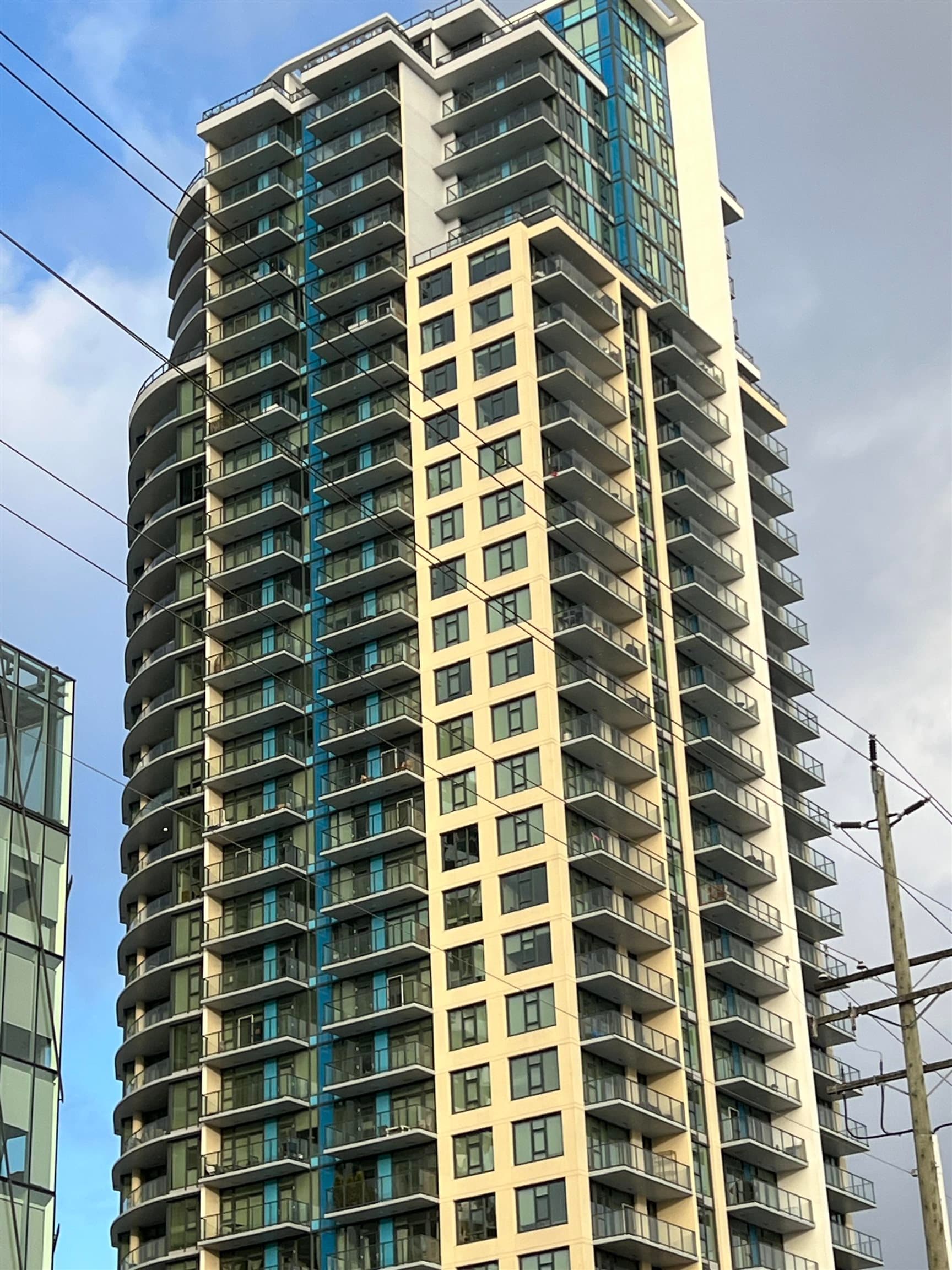 1702 - 7388 Kingsway Avenue, Burnaby, V3N 0G9 — photo 3
