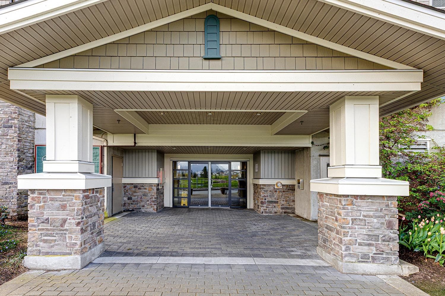 405 - 19673 Meadow Gardens Way, Pitt Meadows, V3Y 0A1 — photo 3