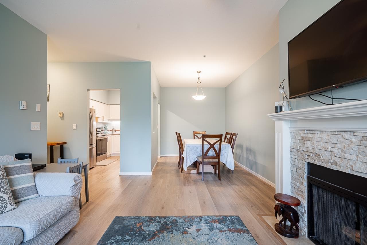 125 - 13911 70 Avenue, Surrey, V3W 6B4 — photo 4