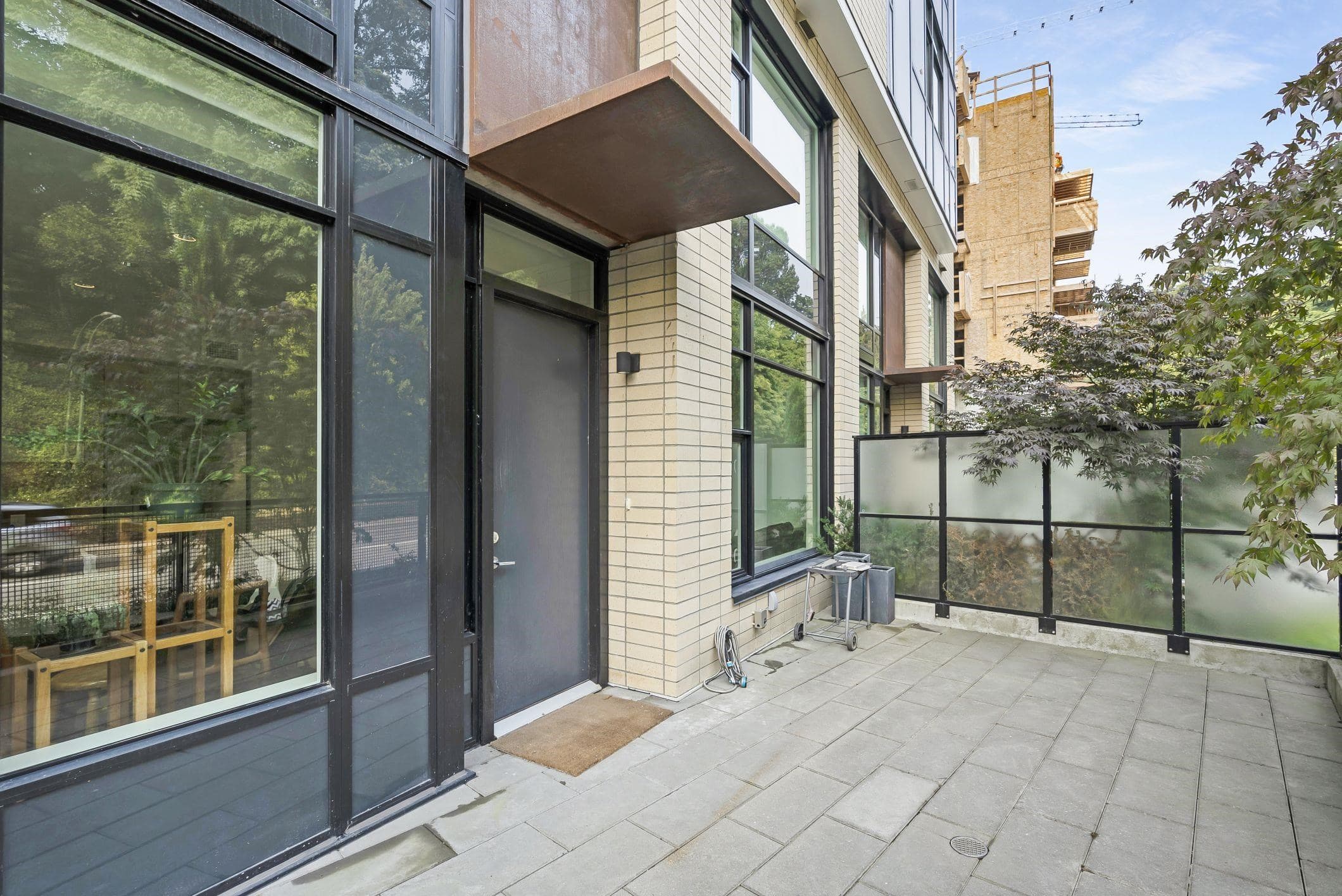 102 - 3482 Marine Way, Vancouver, V5S 0H1 — photo 2