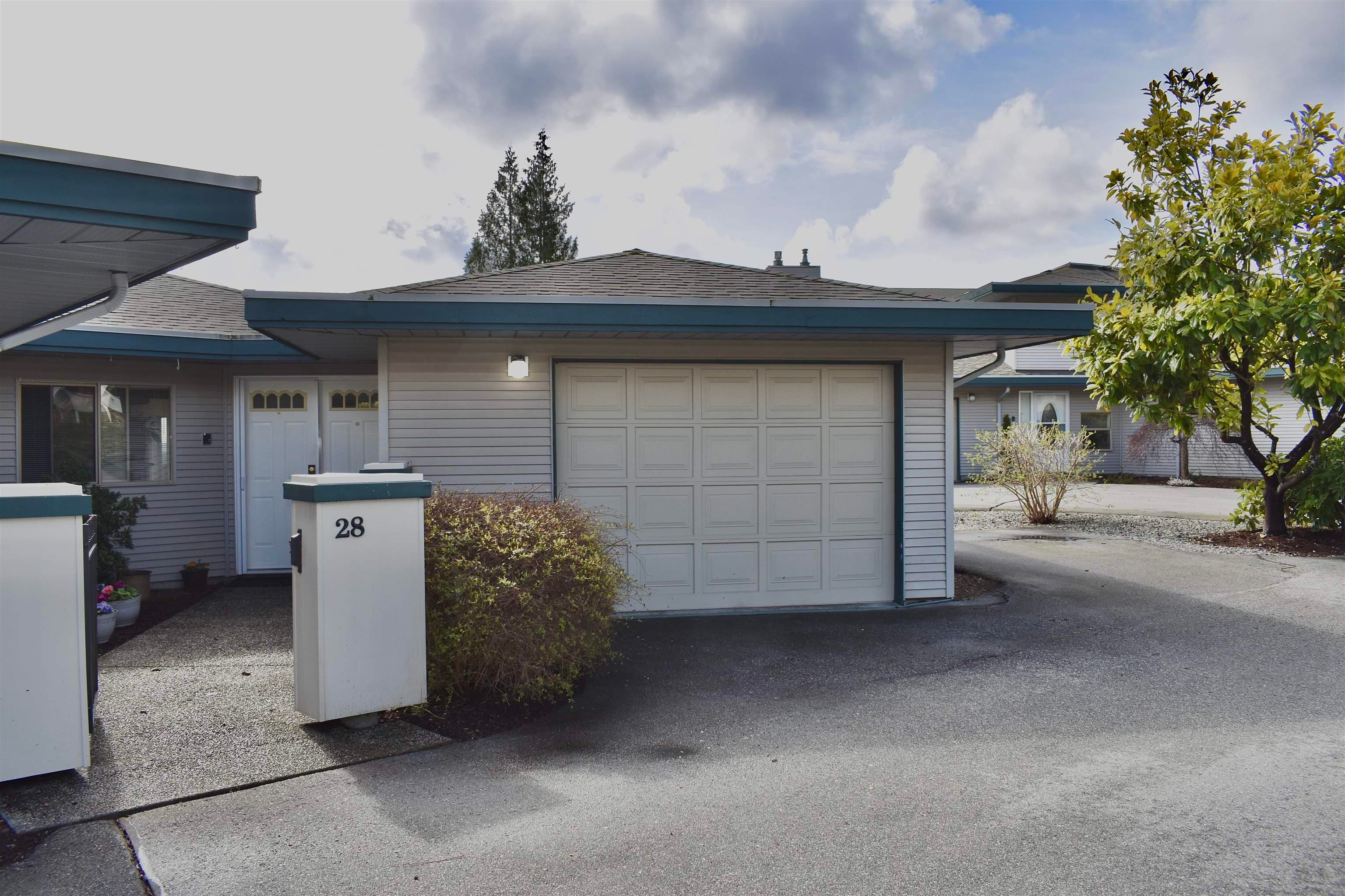 28 - 555 Eaglecrest Drive, Gibsons, V0N 1V8 — photo 3