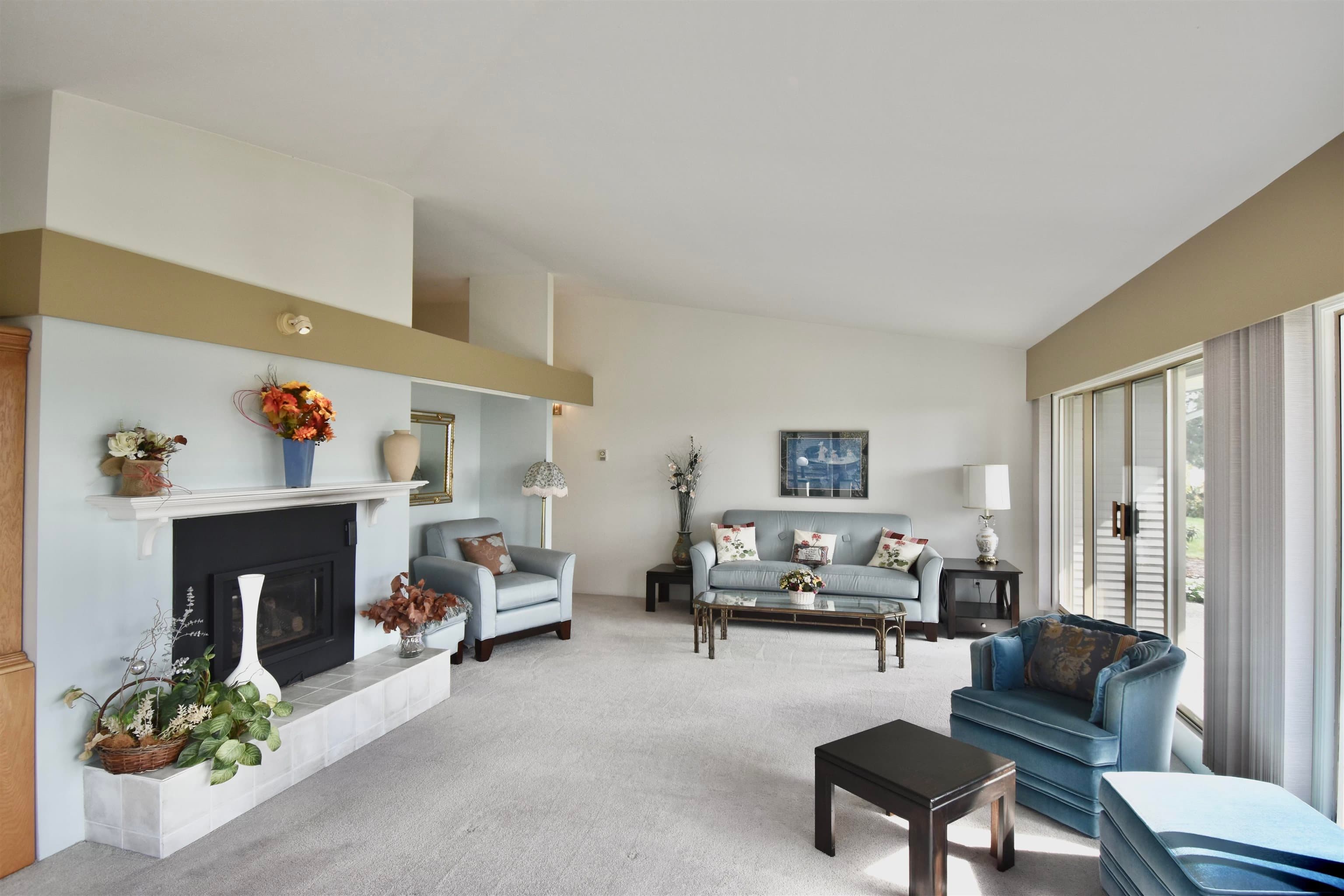 28 - 555 Eaglecrest Drive, Gibsons, V0N 1V8 — photo 1