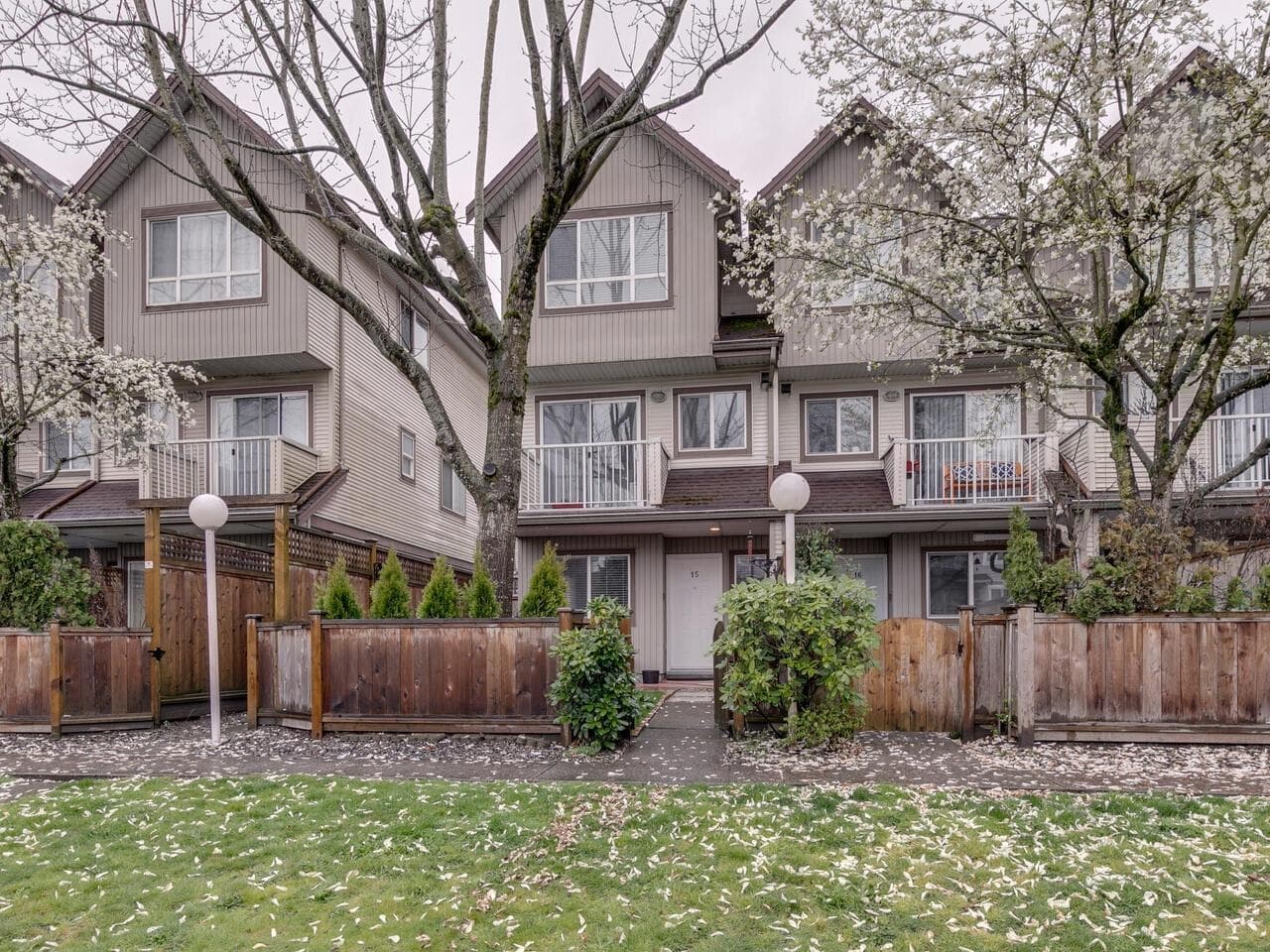 15 - 22788 Norton Court, Richmond