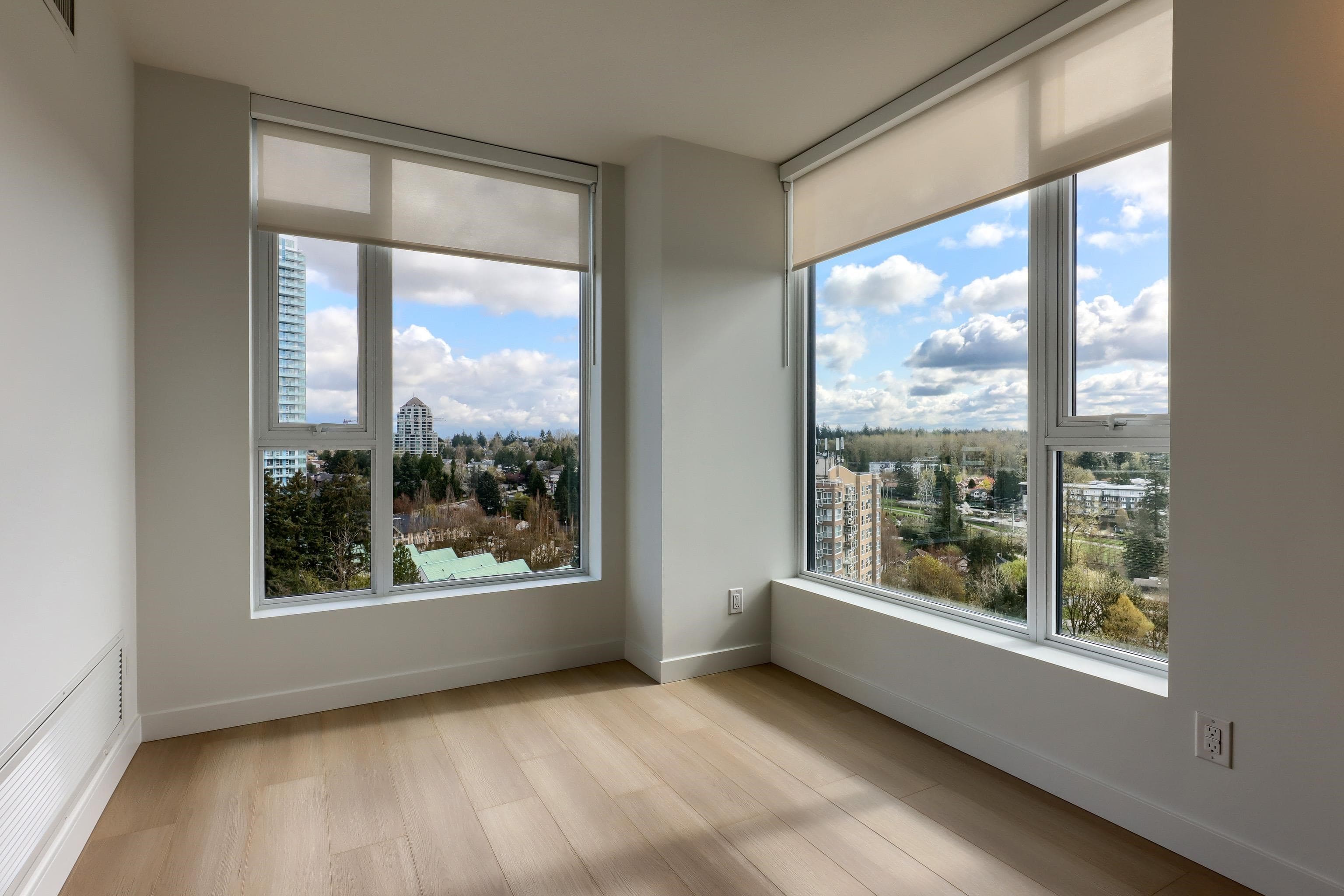 1609 - 13725 George Junction Avenue, Surrey, V3T 0V7 — photo 5