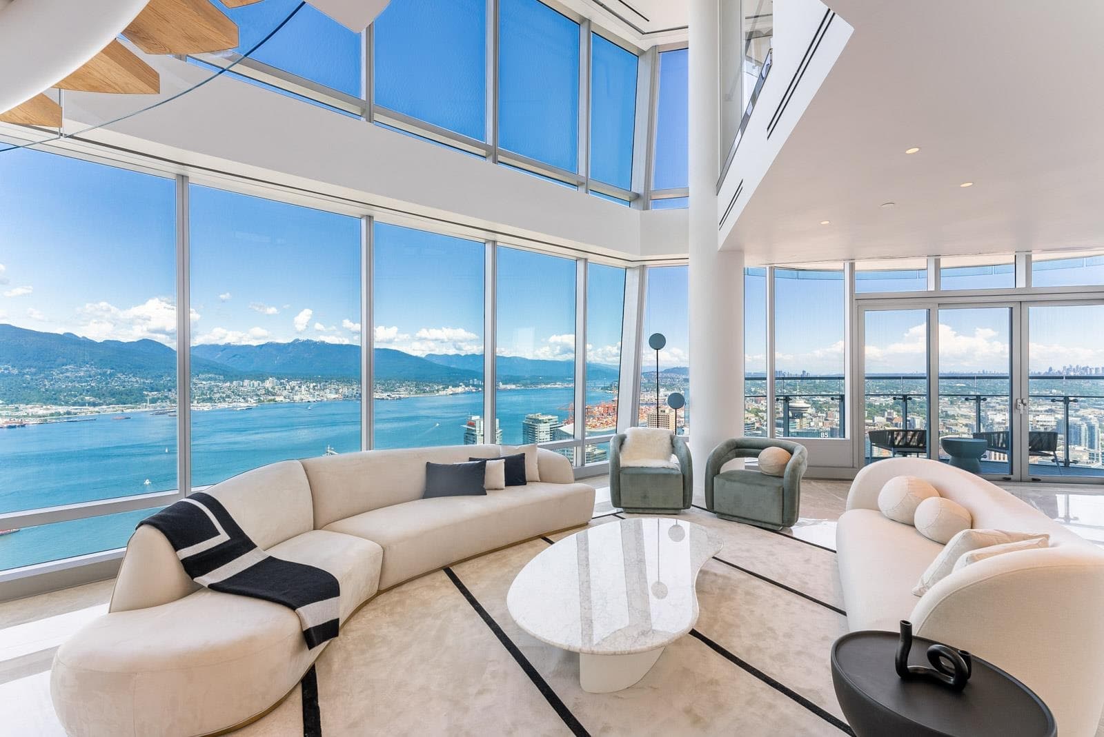 PH2 - 1151 W Georgia Street, Vancouver, V6E 0B3 — photo 2