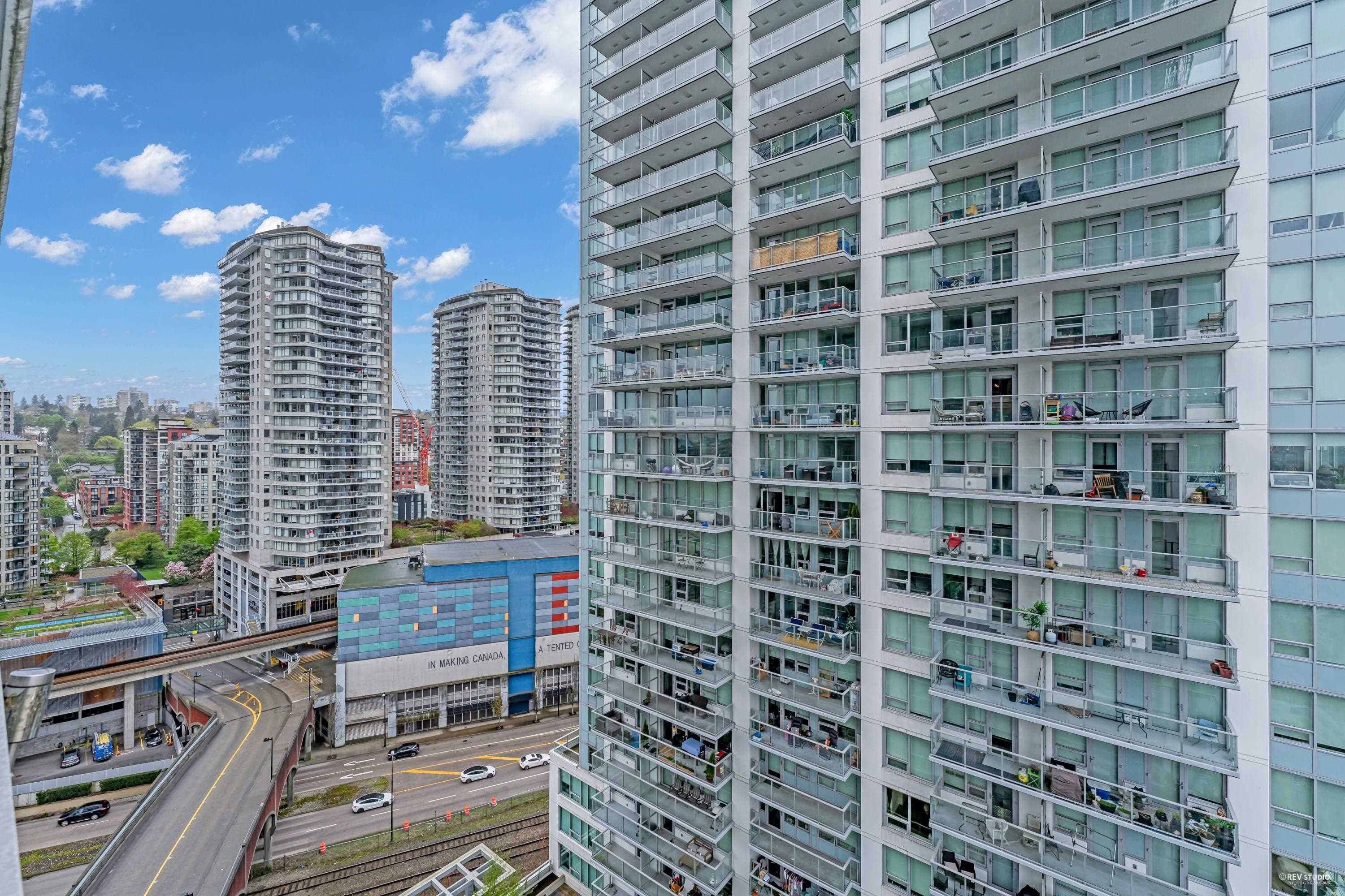 1709 - 988 Quayside Drive, New Westminster, V3M 0L5 — photo 2