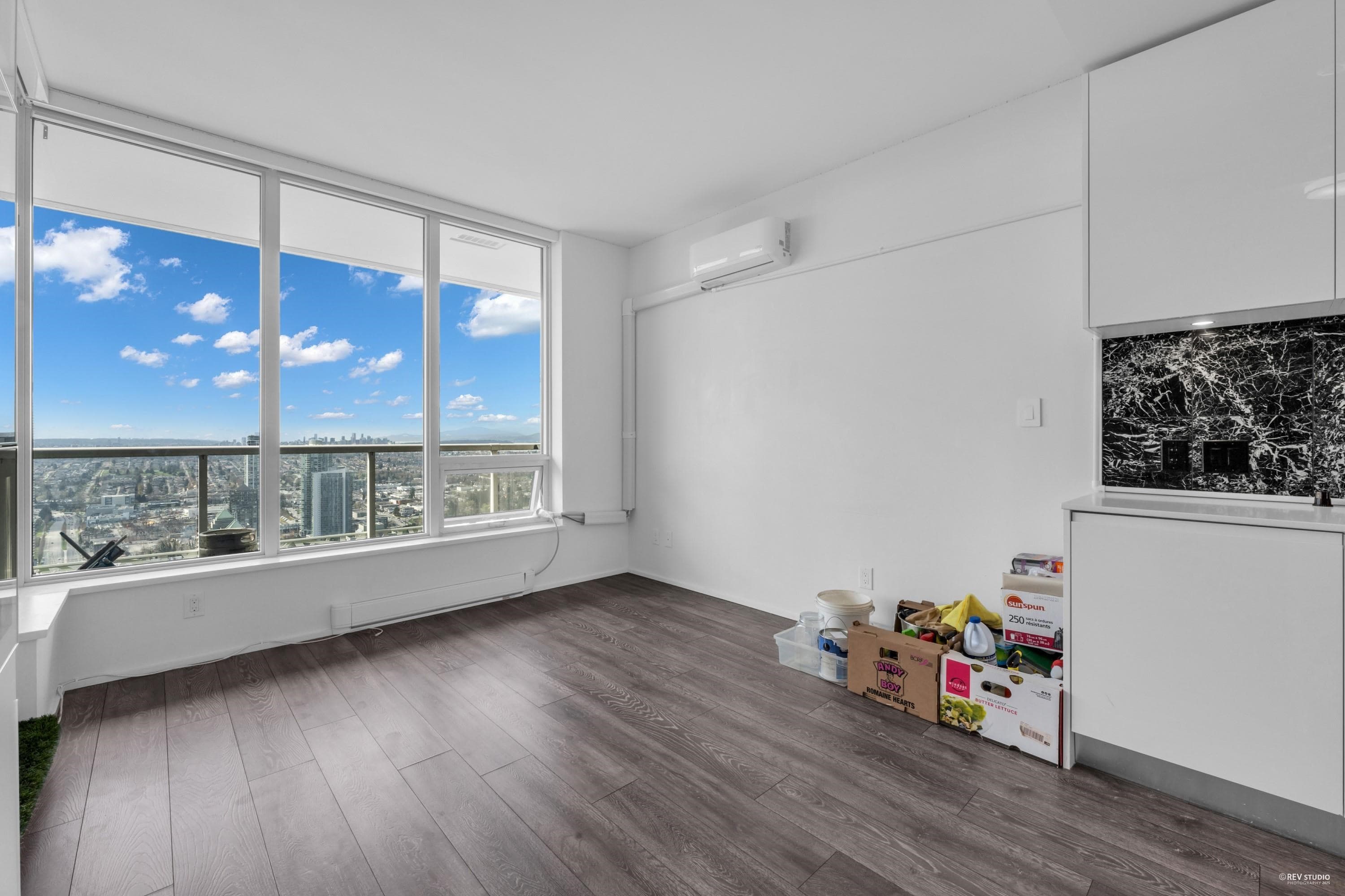 4608 - 1955 Alpha Way, Burnaby, V5C 0K6 — photo 5