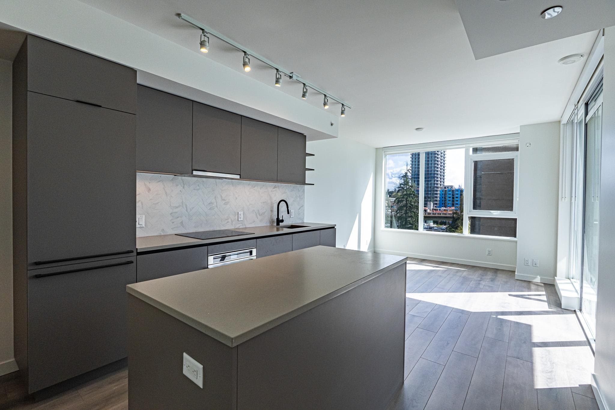 508 - 10448 University Drive, Surrey, V3T 0S7 — photo 4