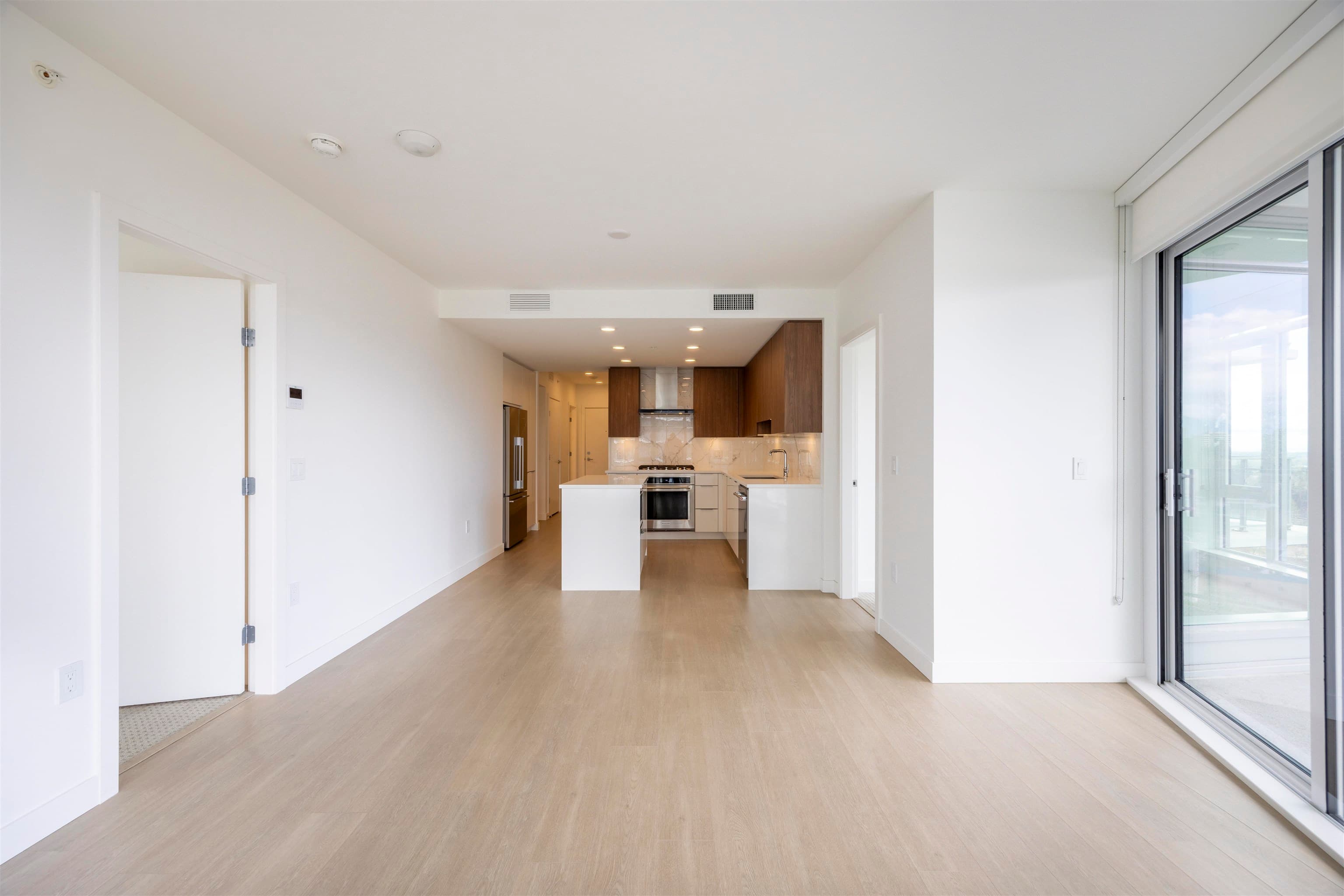 1203 - 7683 Park Crescent, Burnaby, V3N 0J3 — photo 5