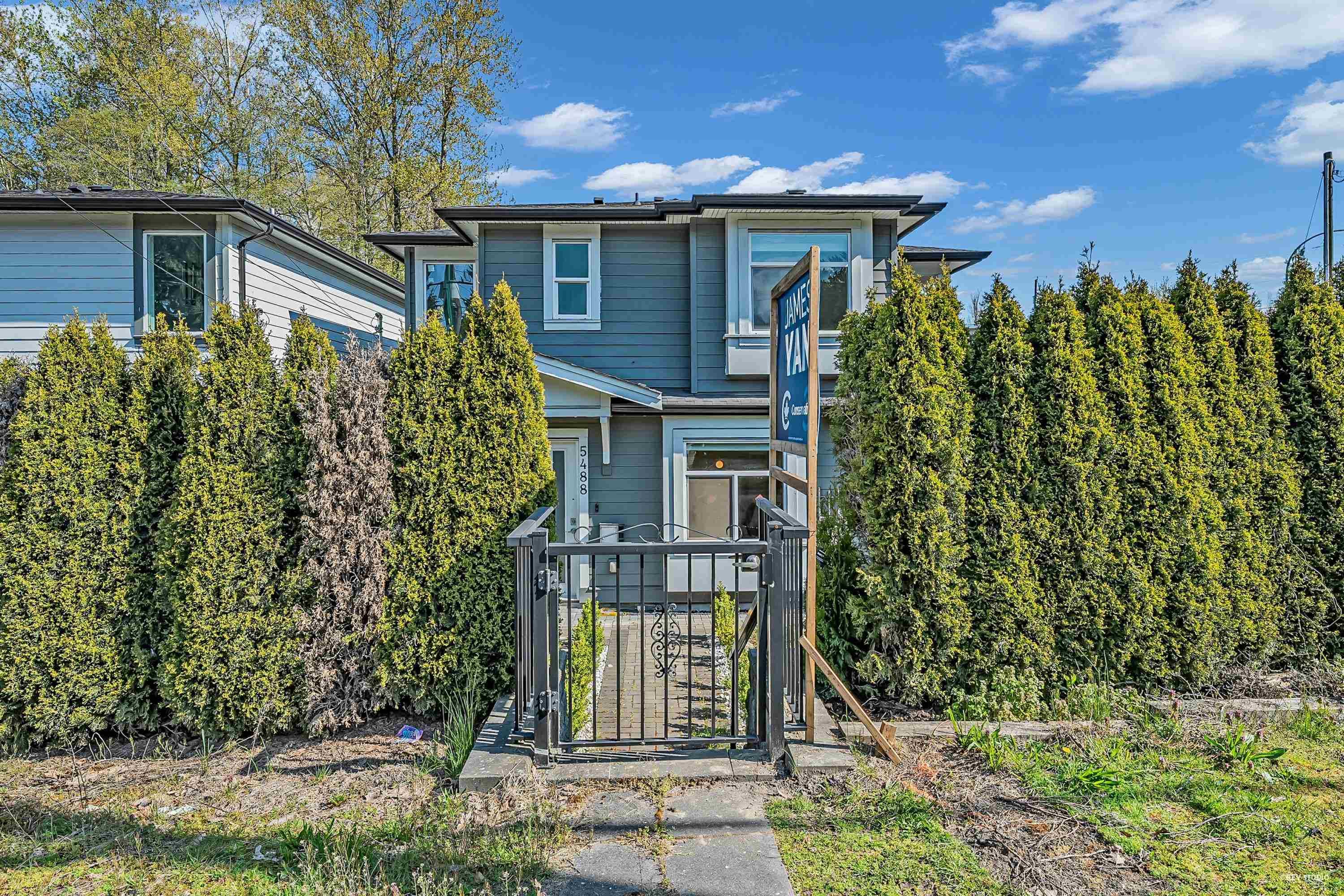 5488 Canada Way, Burnaby, V5E 3N3 — photo 2