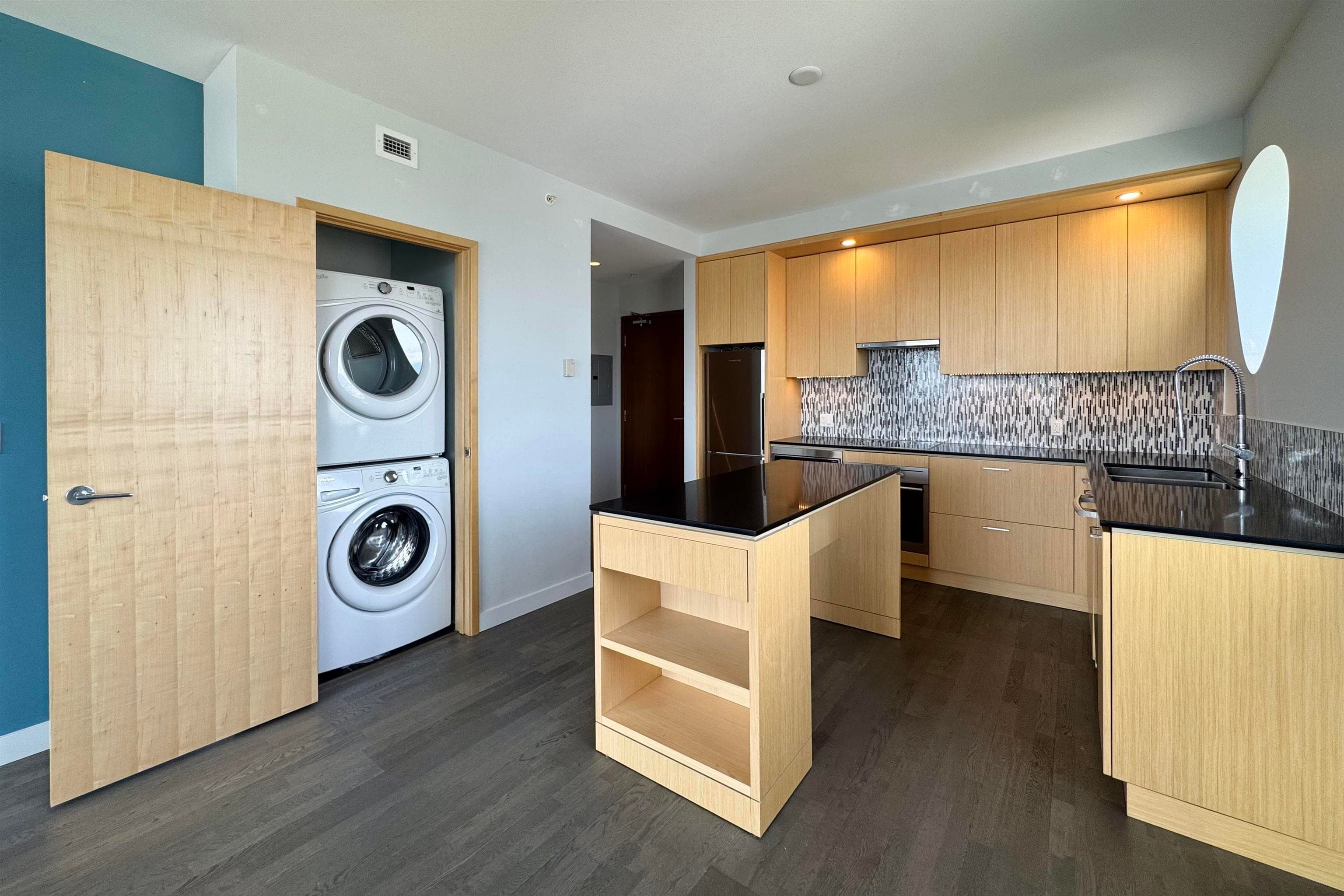 3201 - 13495 Central Avenue, Surrey, V3T 0K2 — photo 3