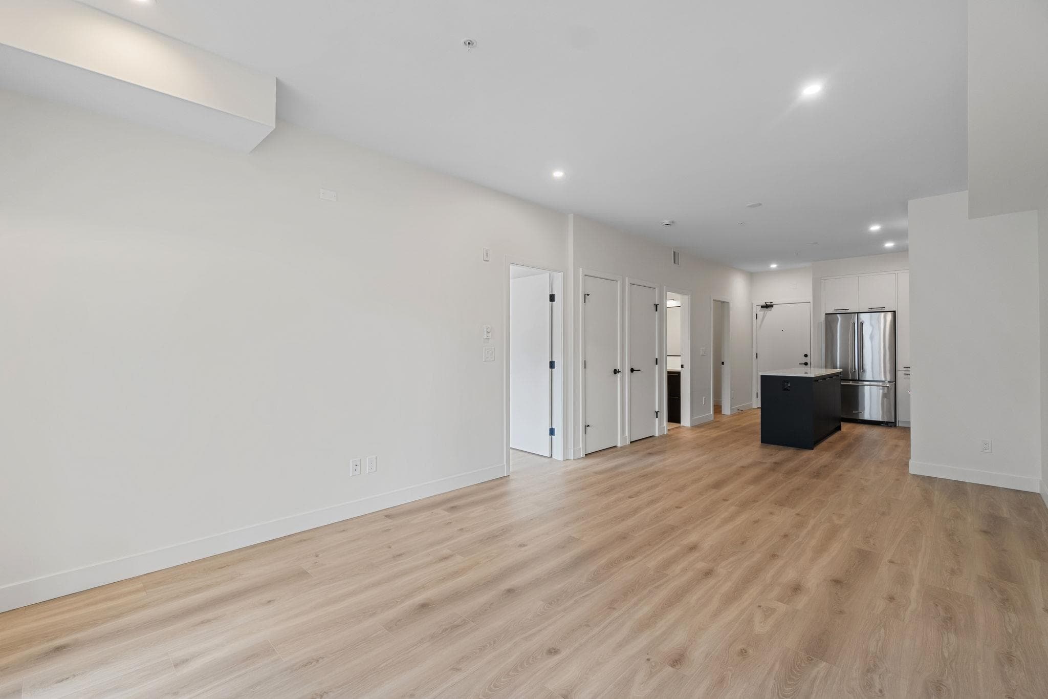 328 - 2635 King George Boulevard, Surrey, V4P 0H7 — photo 4