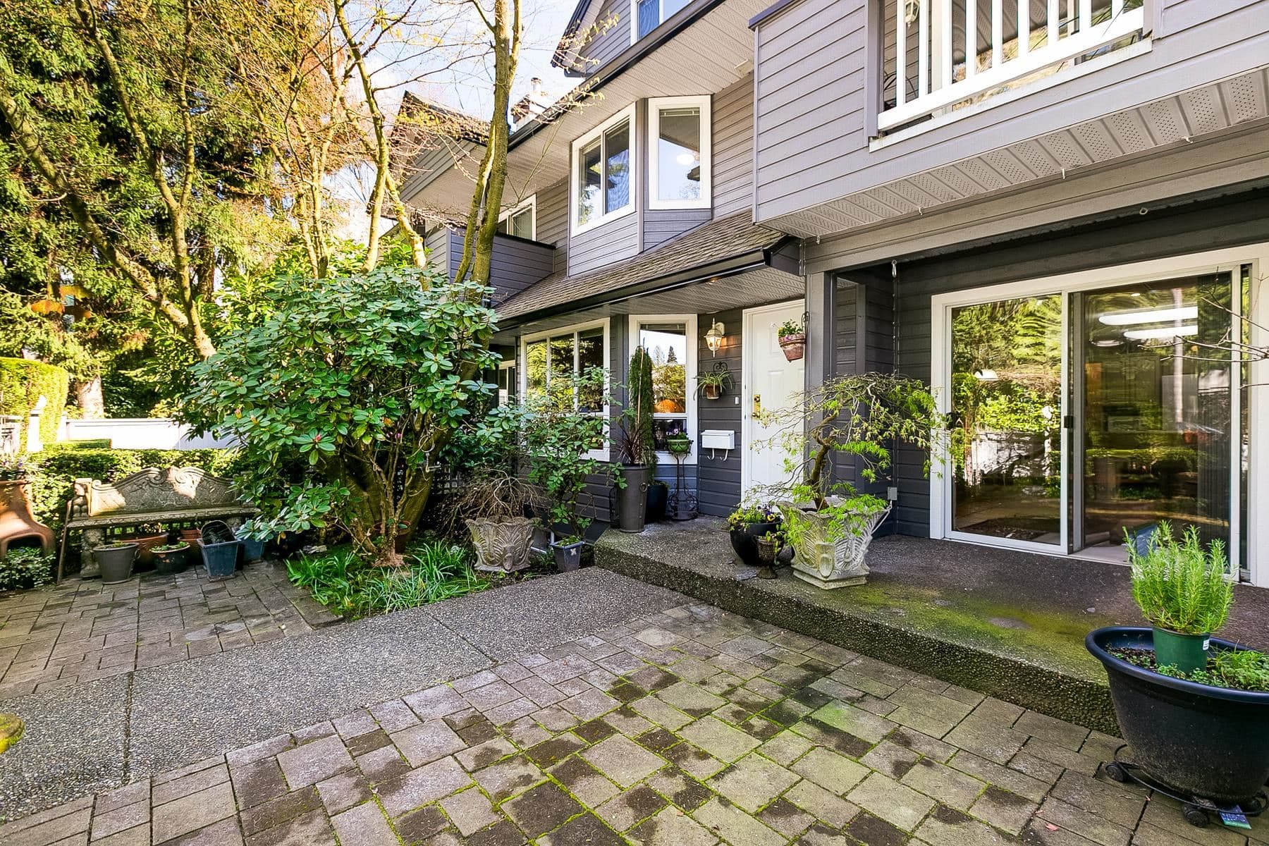 D - 1133 E 29th Street, North Vancouver, V7K 1C3 — photo 2