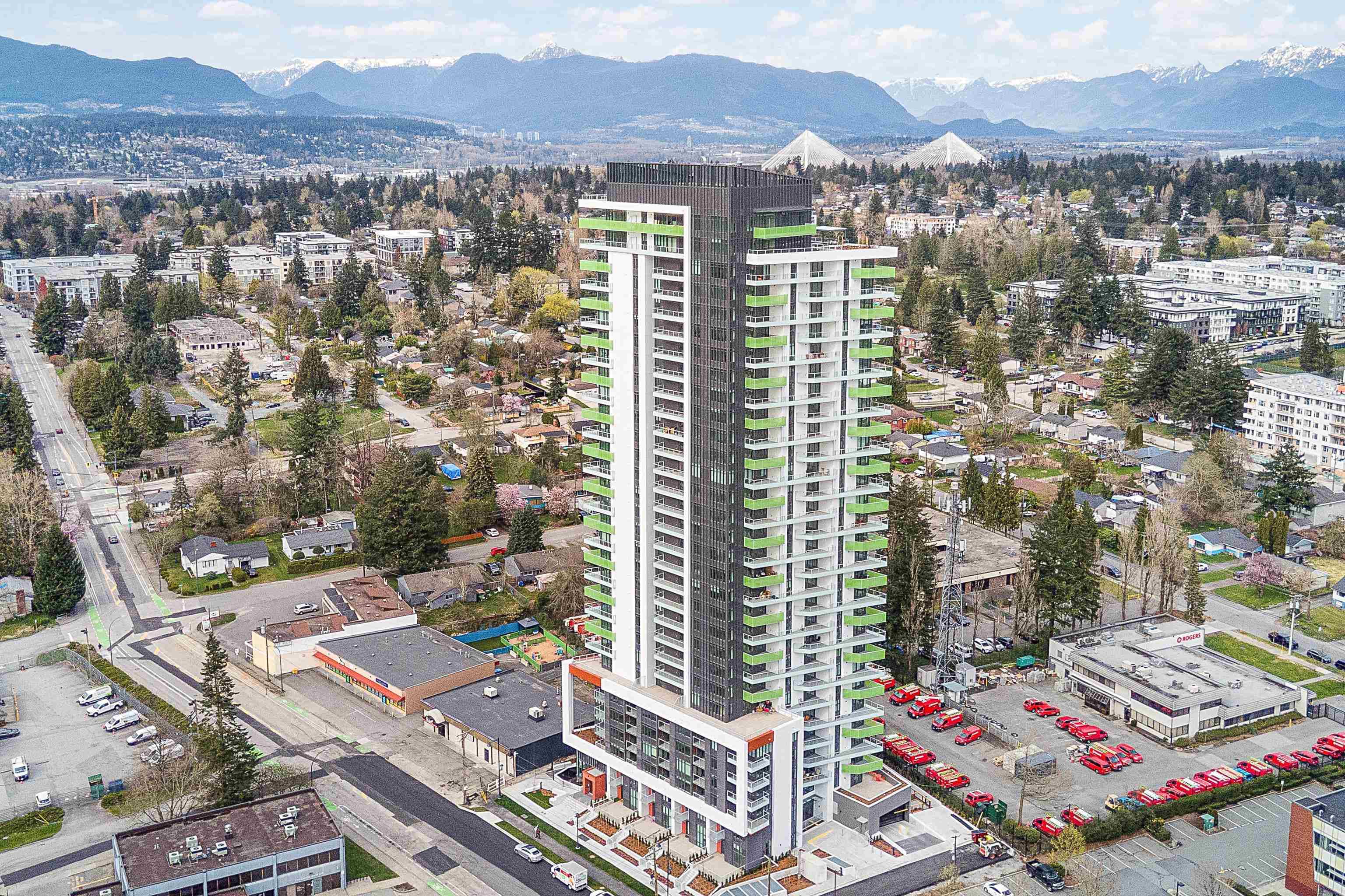 503 - 10428 Whalley Boulevard, Surrey, V3T 0W2 — photo 2