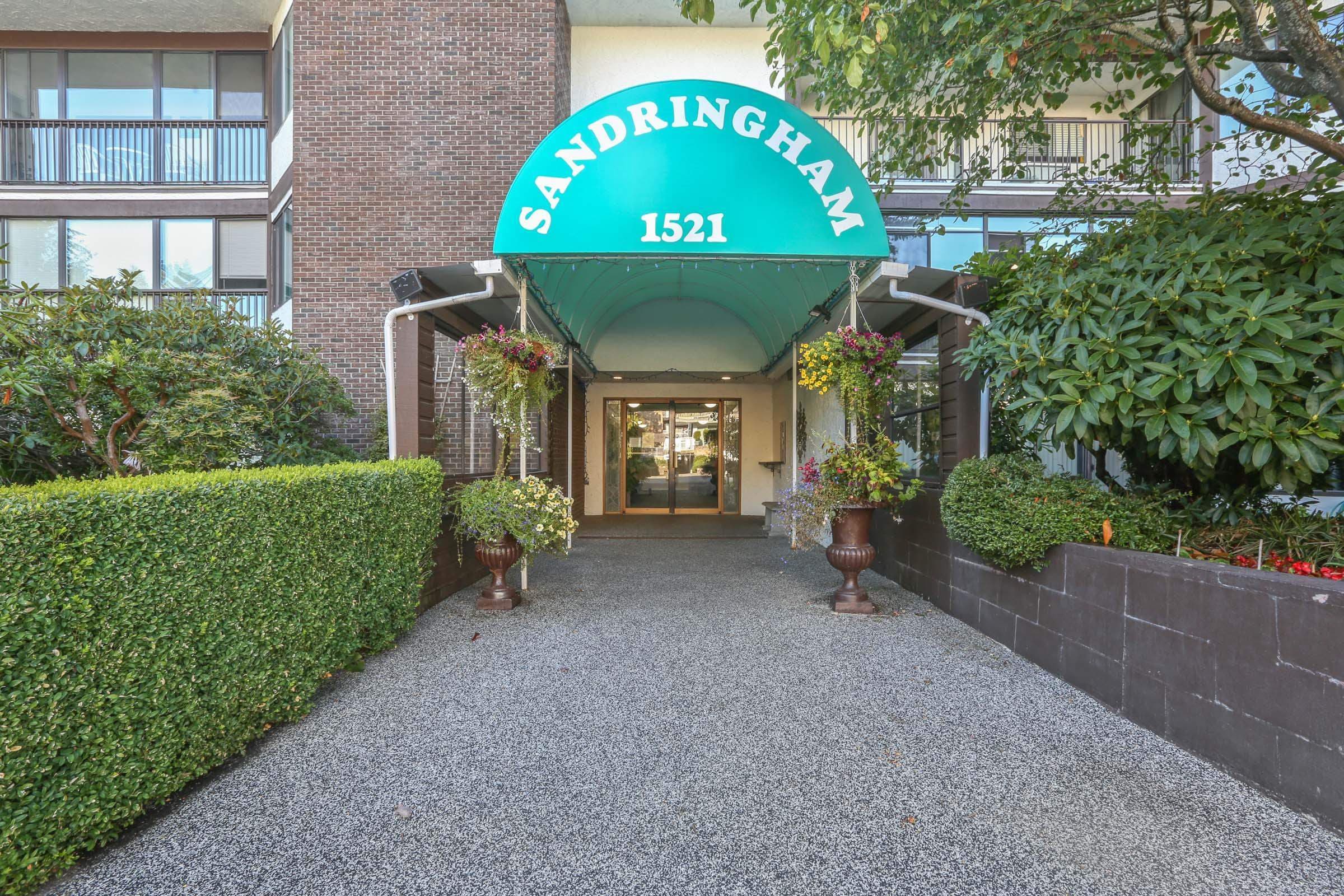 111 - 1521 Blackwood Street, White Rock, V4B 3V6 — photo 1