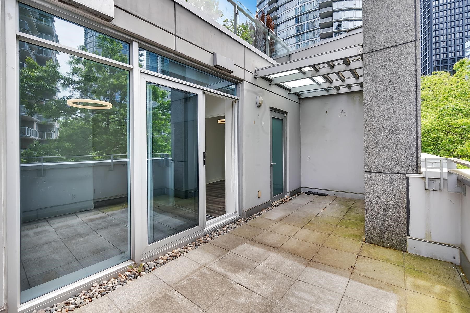 TH31 - 1277 W Cordova Street, Vancouver, V6C 3P9 — photo 3