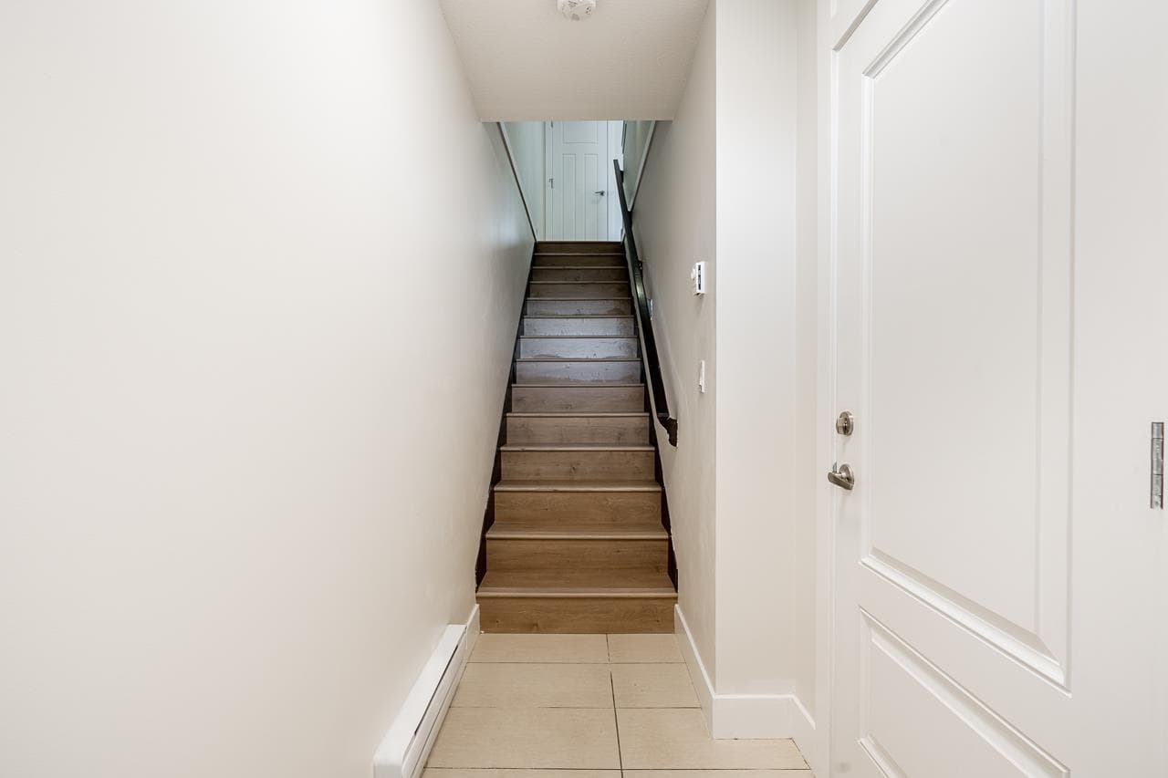 6 - 30748 Cardinal Avenue, Abbotsford, V2T 5P5 — photo 2