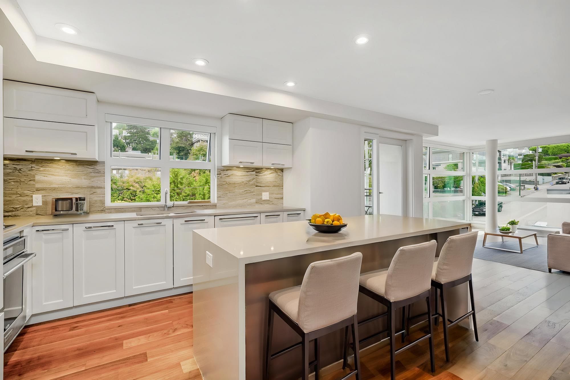 405 - 1160 Oxford Street, White Rock, V4B 0B3 — photo 3