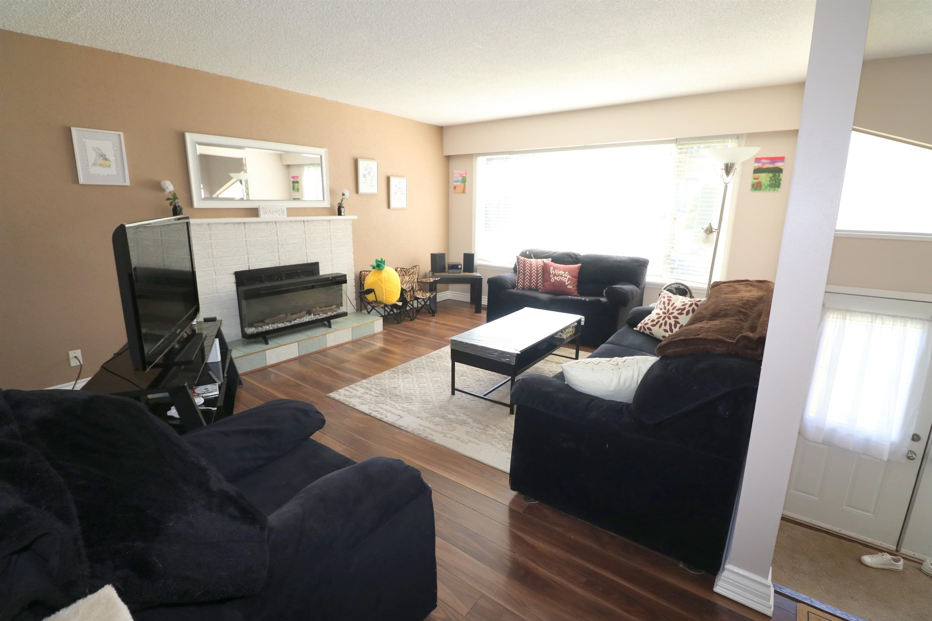 21161 Cook Avenue, Maple Ridge, V2X 7P7 — photo 3