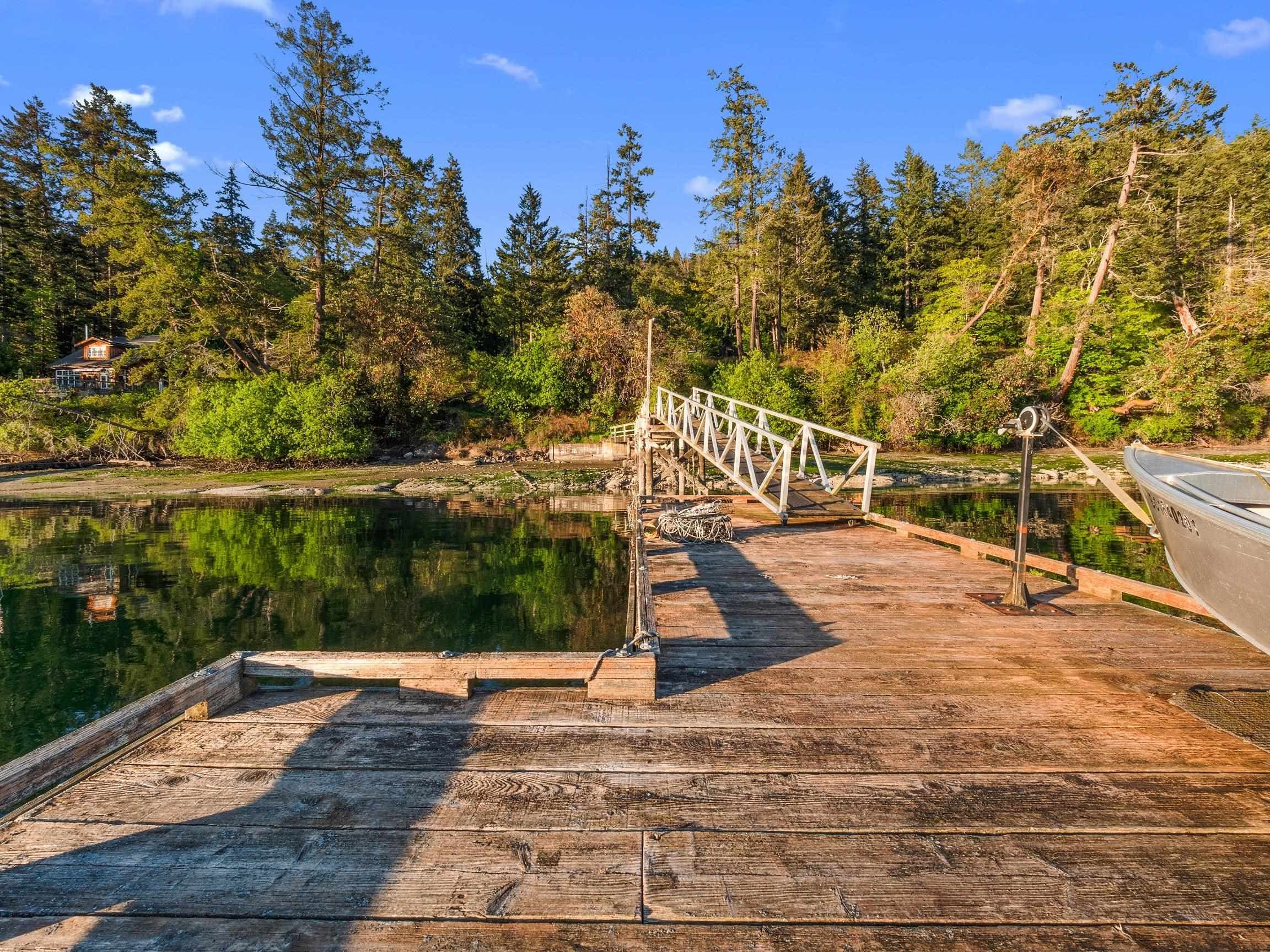 3045 Montague Road, Galiano Island, V0N 1P0 — photo 4