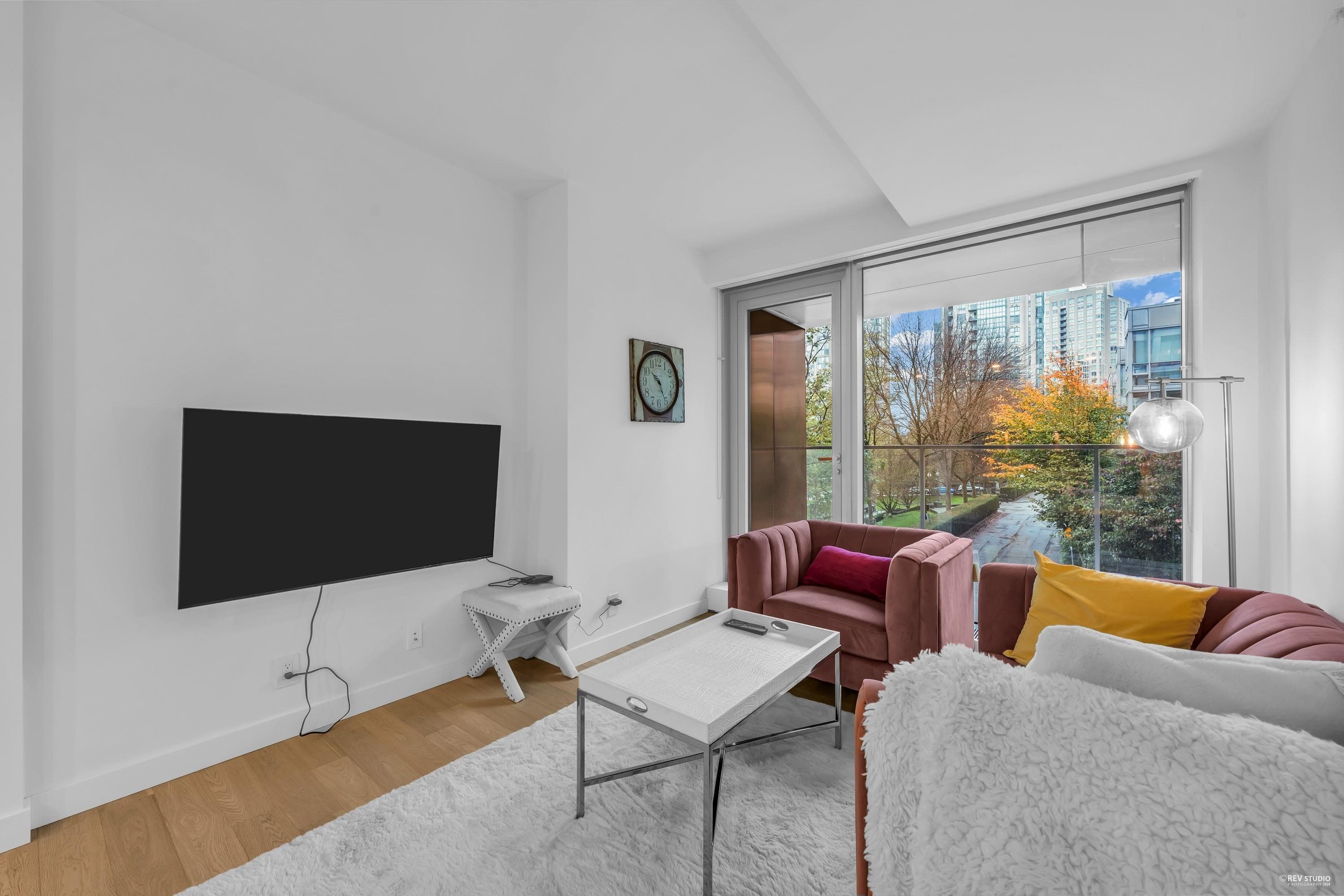 302 - 1480 Howe Street, Vancouver, V6Z 0G5 — photo 2