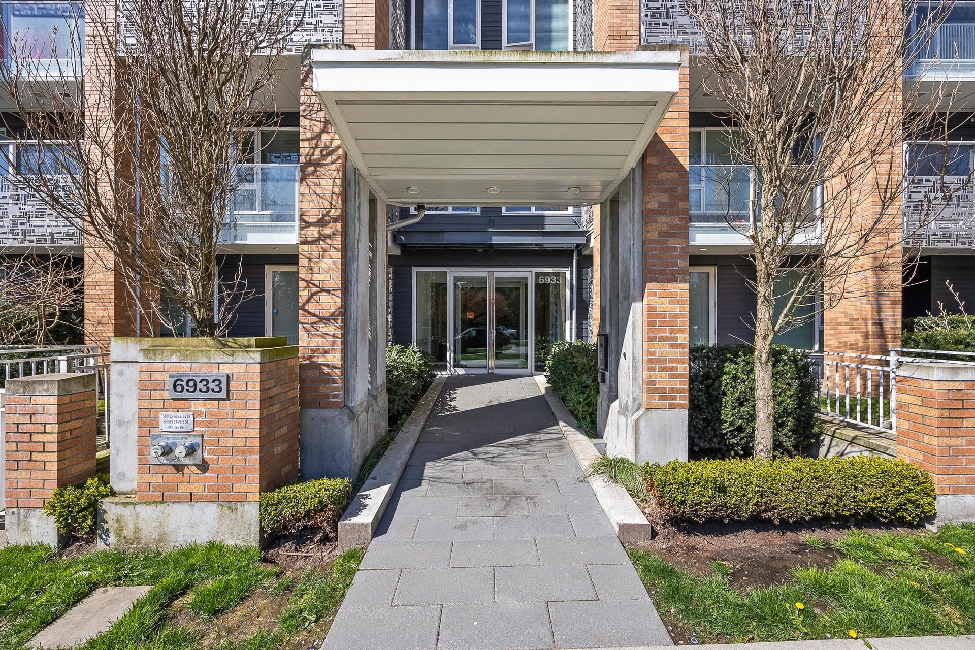 106 - 6933 Cambie Street, Vancouver, V6P 0J1 — photo 2