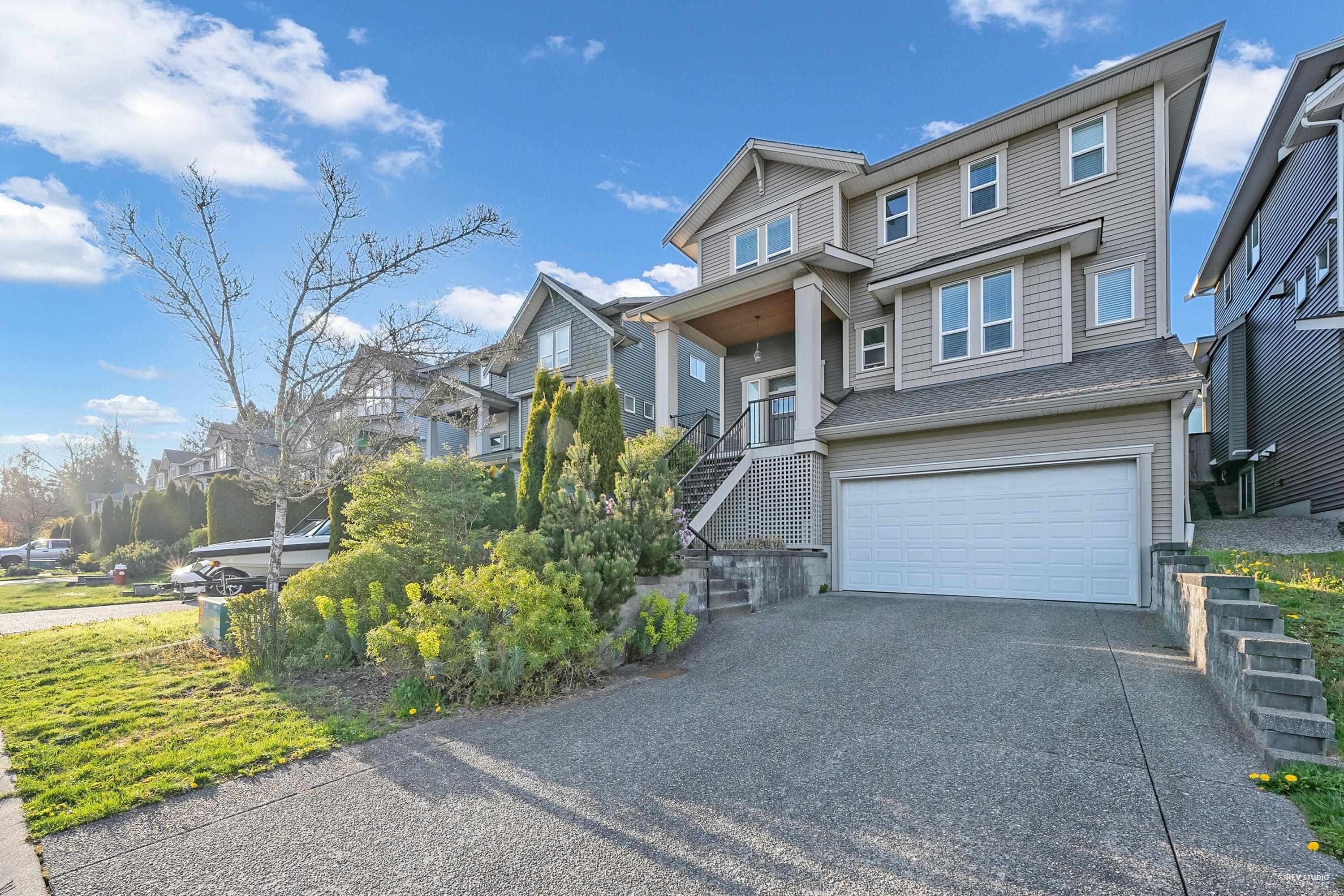 24355 112b Avenue, Maple Ridge, V2W 1H5 — photo 2
