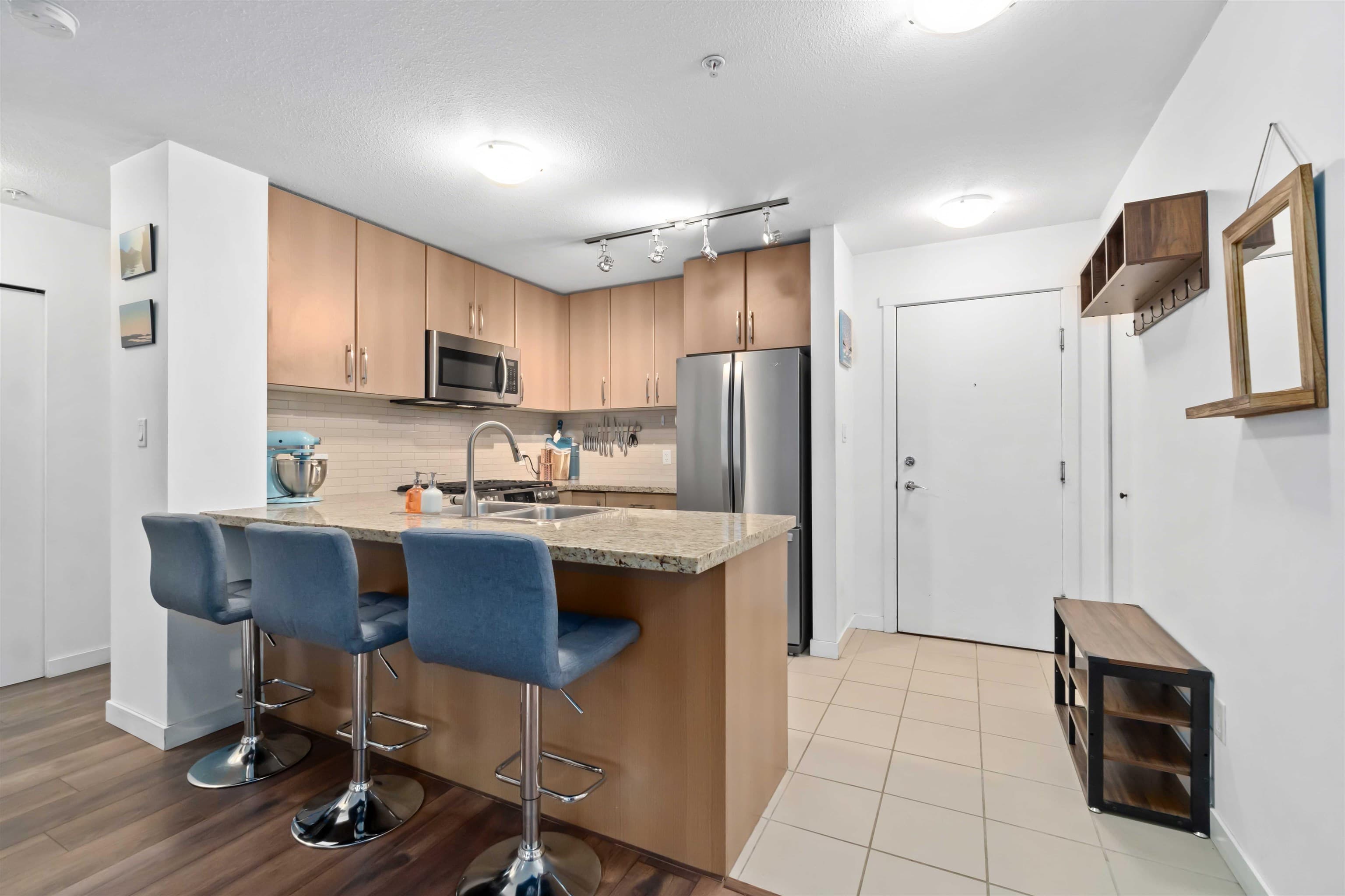 314 - 701 Klahanie Drive, Port Moody, V3H 5L6 — photo 4