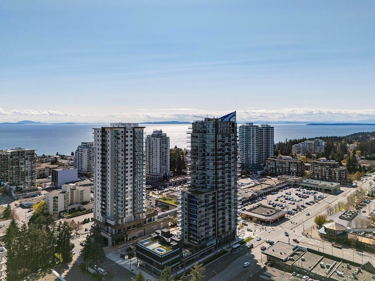 2205 - 1588 Johnston Road, White Rock, V4B 0C5 — photo 2