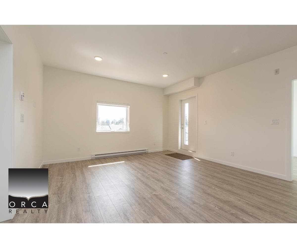 W412 - 10828 139a Street, Surrey, V3R 0H3 — photo 2