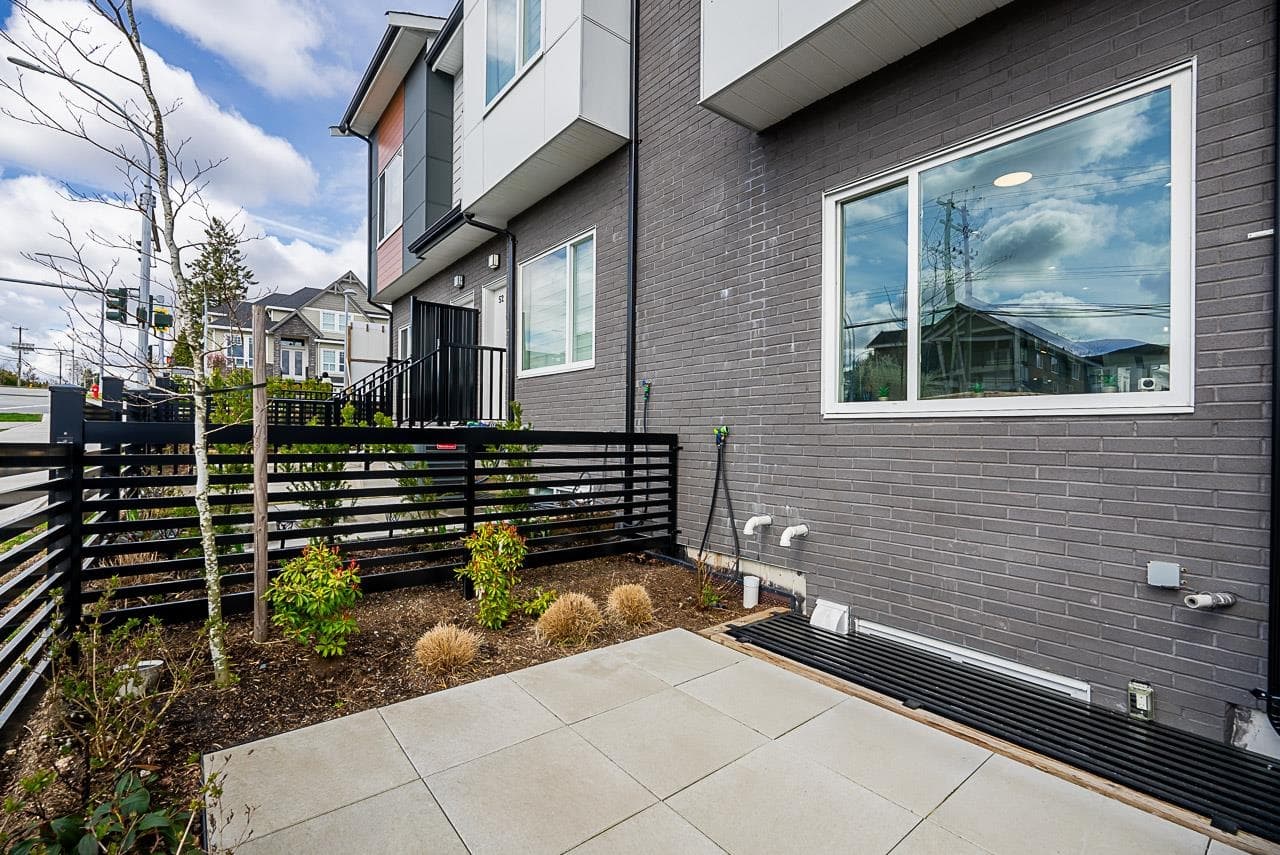 51 - 9652 162a Street, Surrey, V4N 2E4 — photo 5