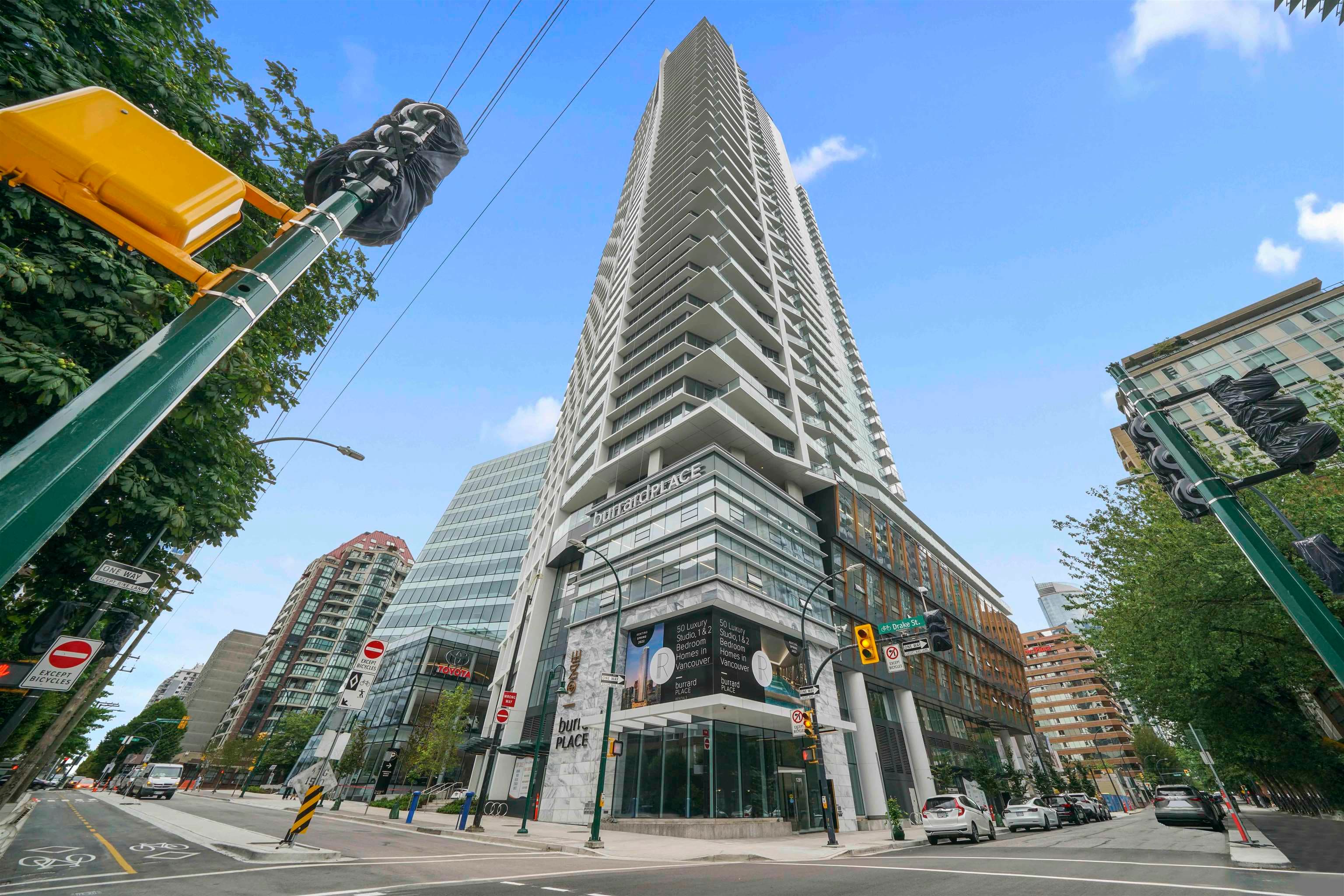 3207 - 1289 Hornby Street, Vancouver, V6G 1A5 — photo 1