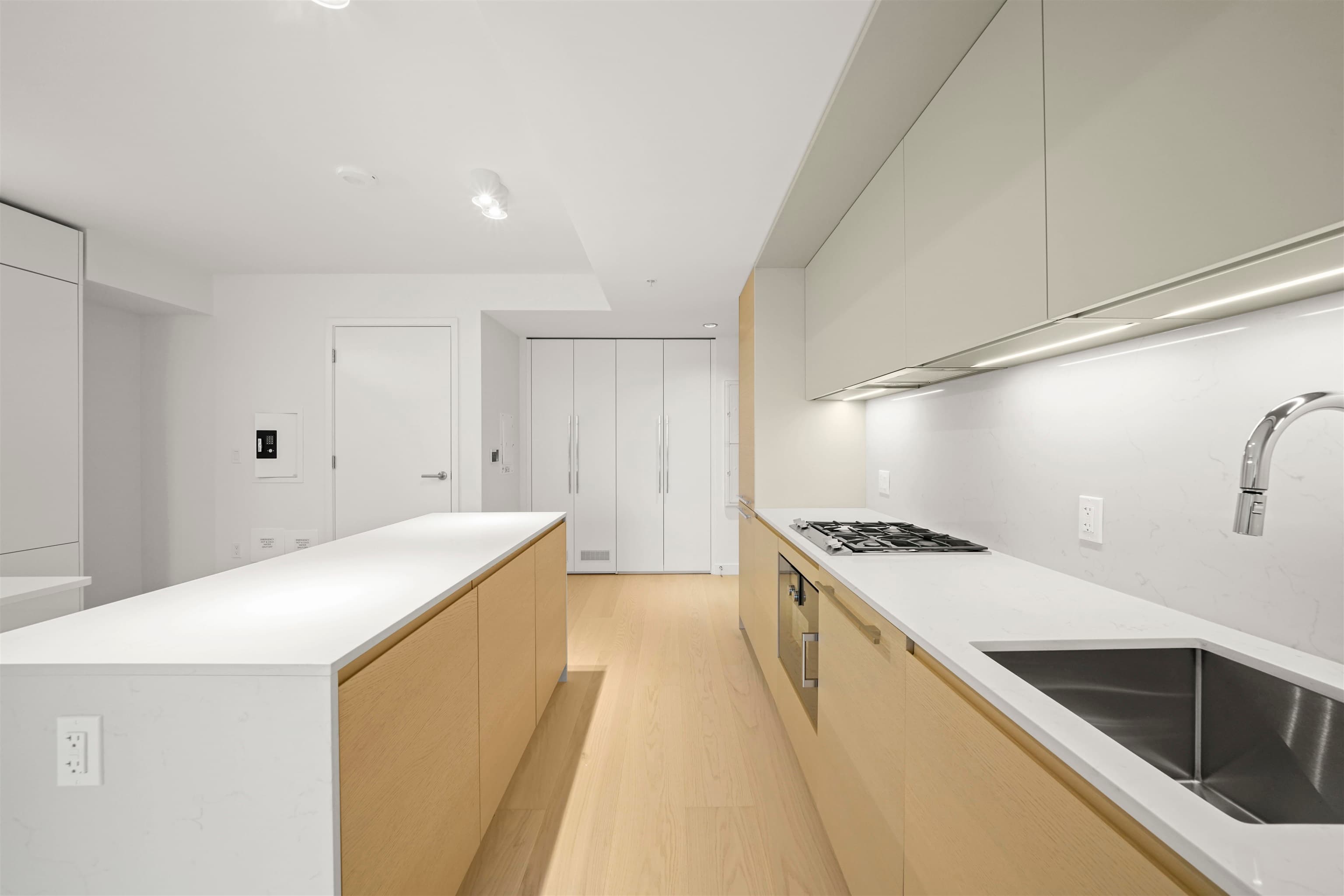 3207 - 1289 Hornby Street, Vancouver, V6G 1A5 — photo 5