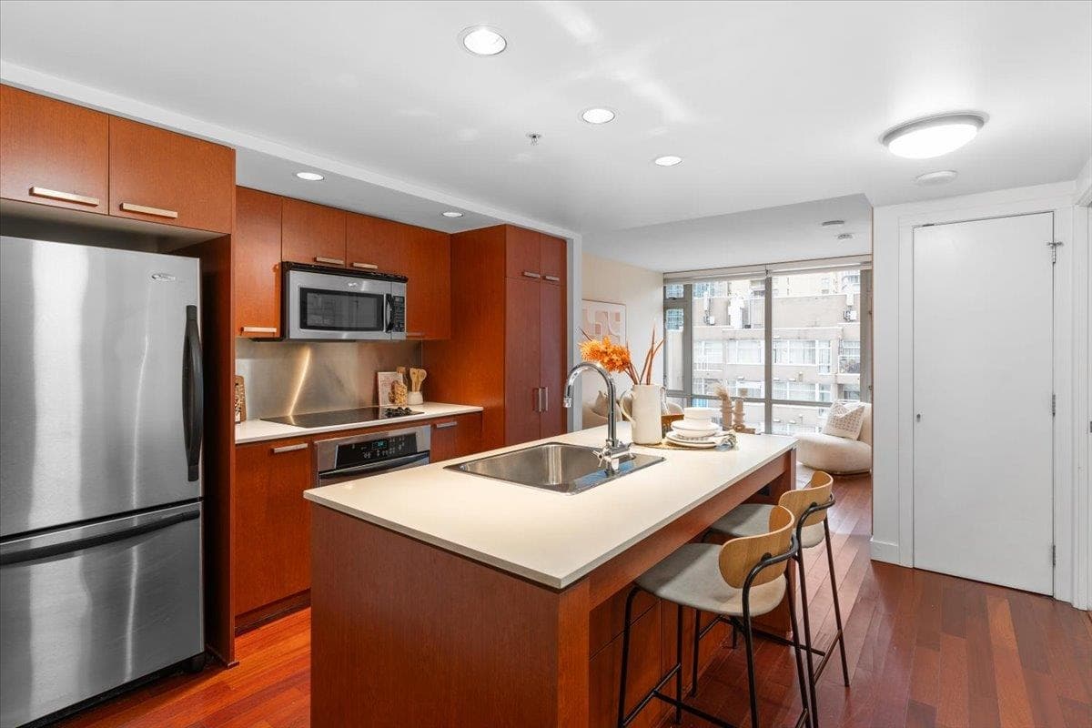 1105 - 1255 Seymour Street, Vancouver, V6B 0H1 — photo 4