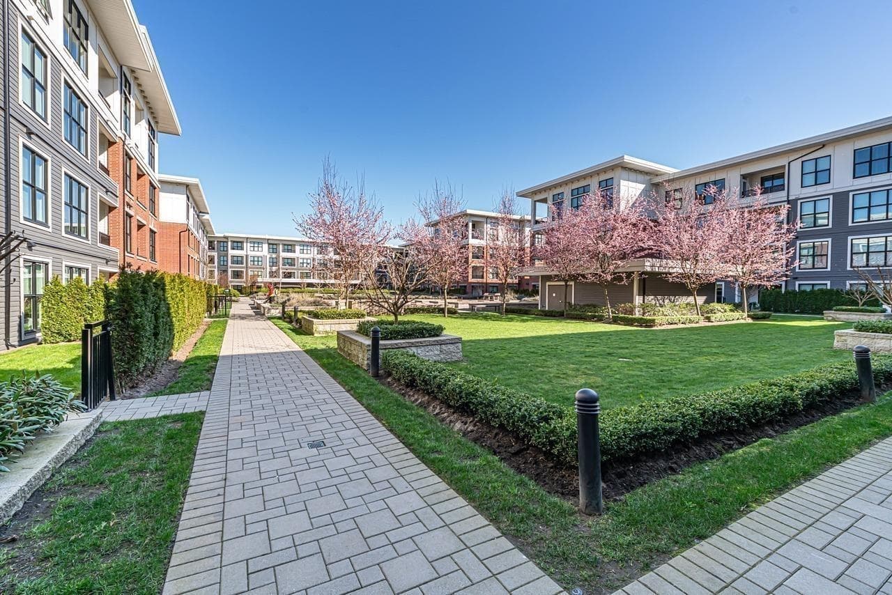 302 - 9551 Alexandra Road, Richmond, V6X 0S6 — photo 2