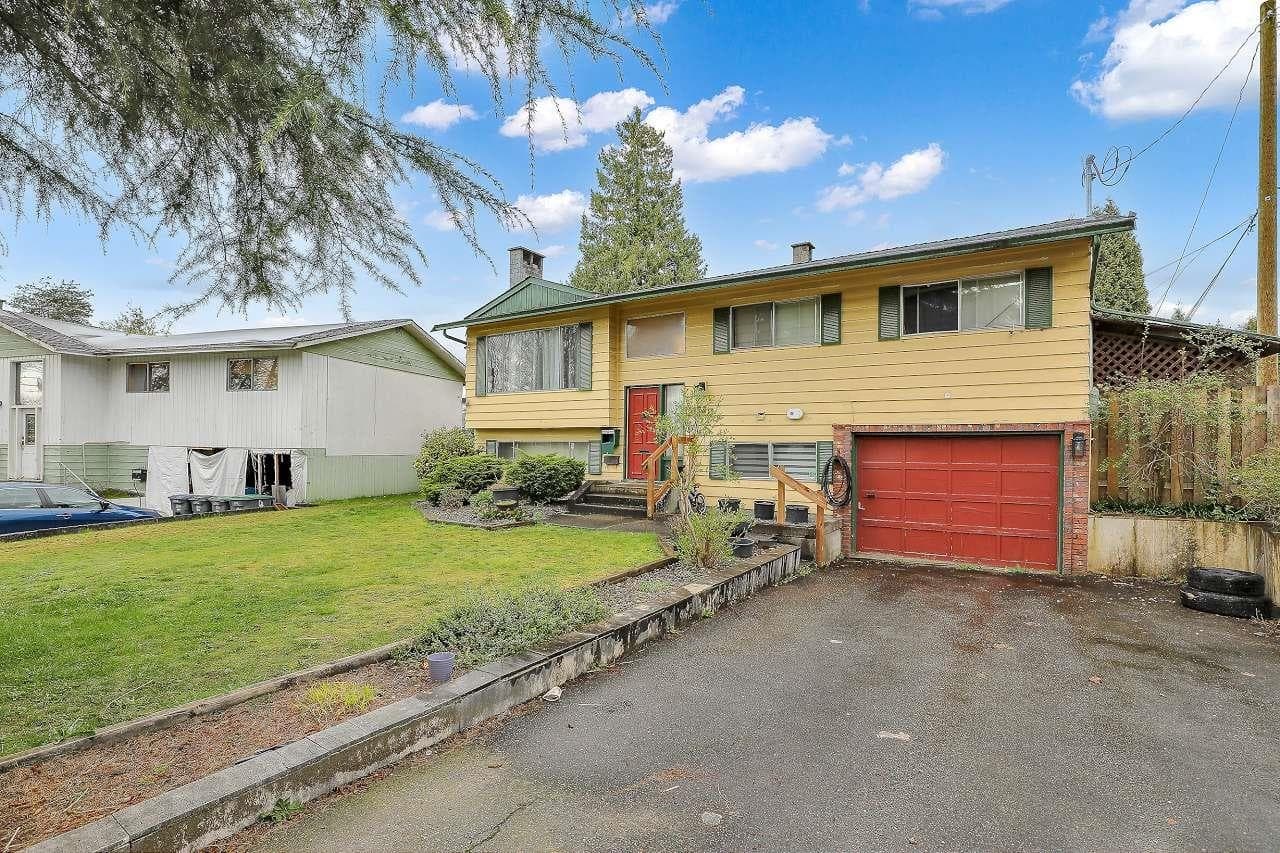 15153 Robin Crescent, Surrey, V3R 4X9 — photo 2