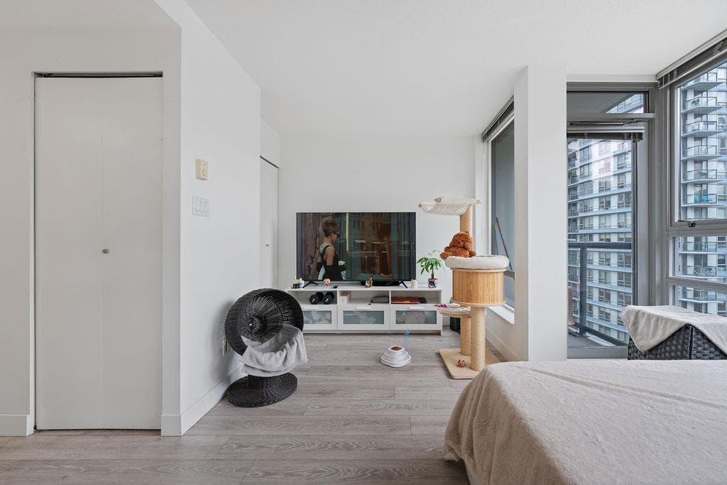 1006 - 939 Expo Boulevard, Vancouver, V6Z 3G7 — photo 5