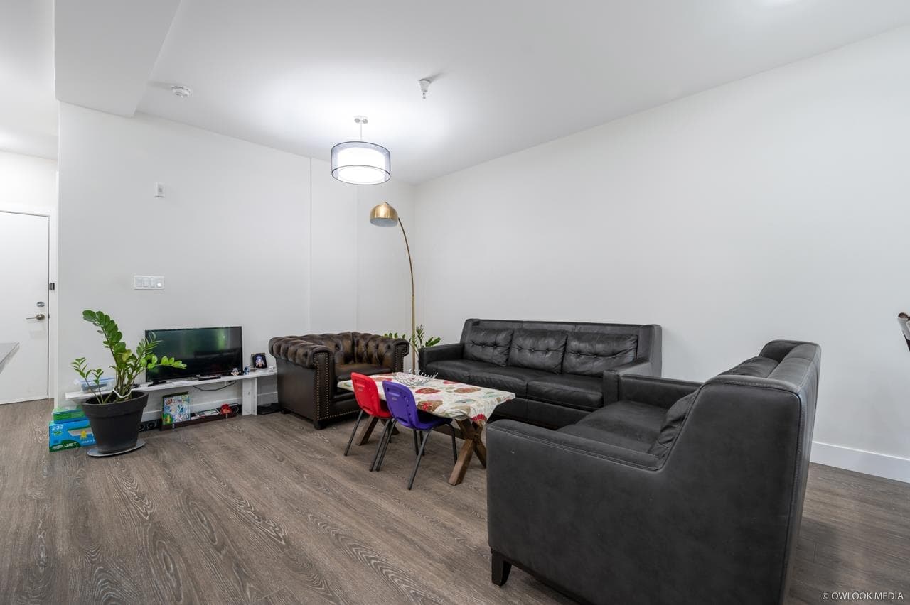 119 - 15351 101 Avenue, Surrey, V3R 0G2 — photo 3