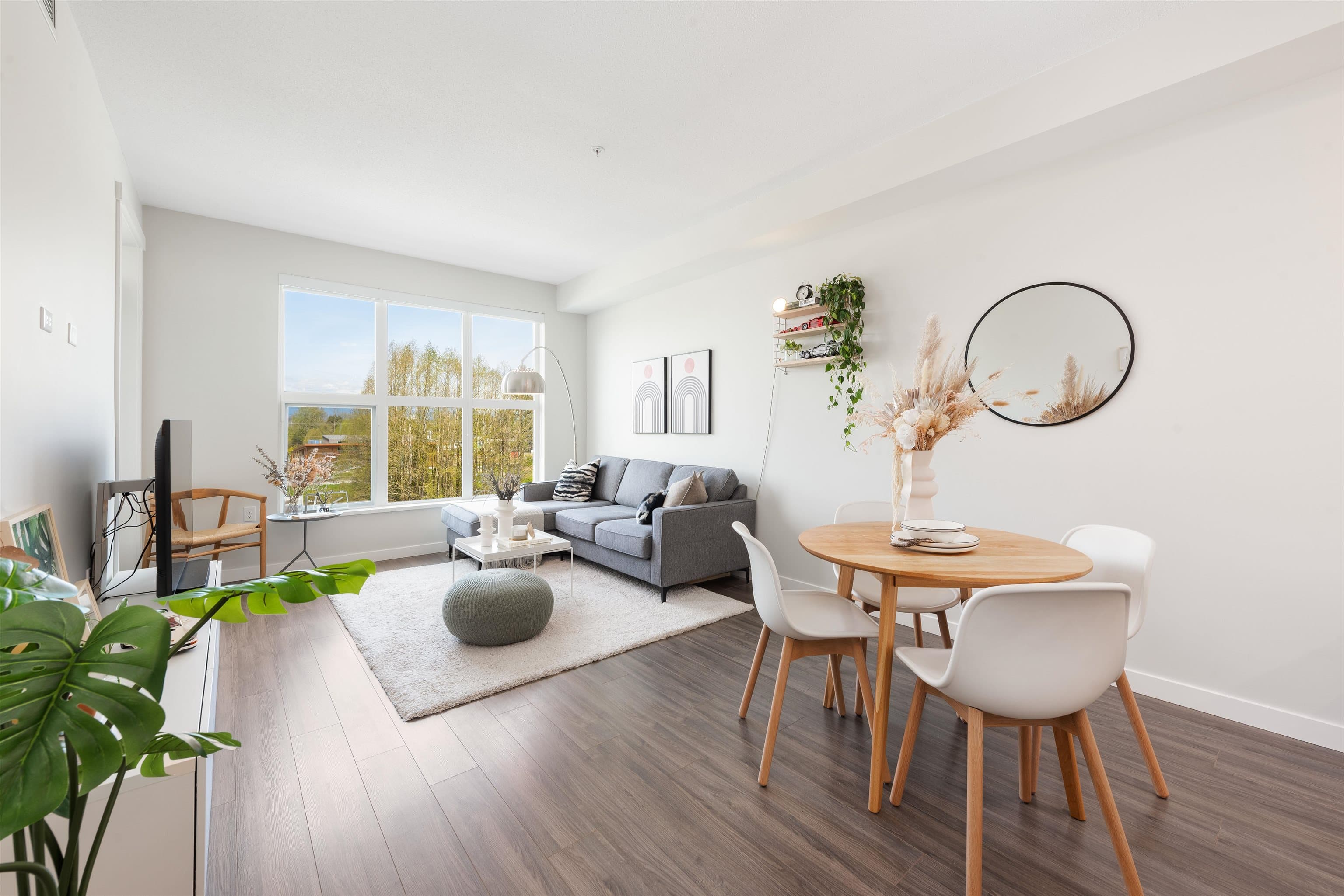 303 - 9500 Tomicki Avenue, Richmond, V6X 0R9 — photo 1