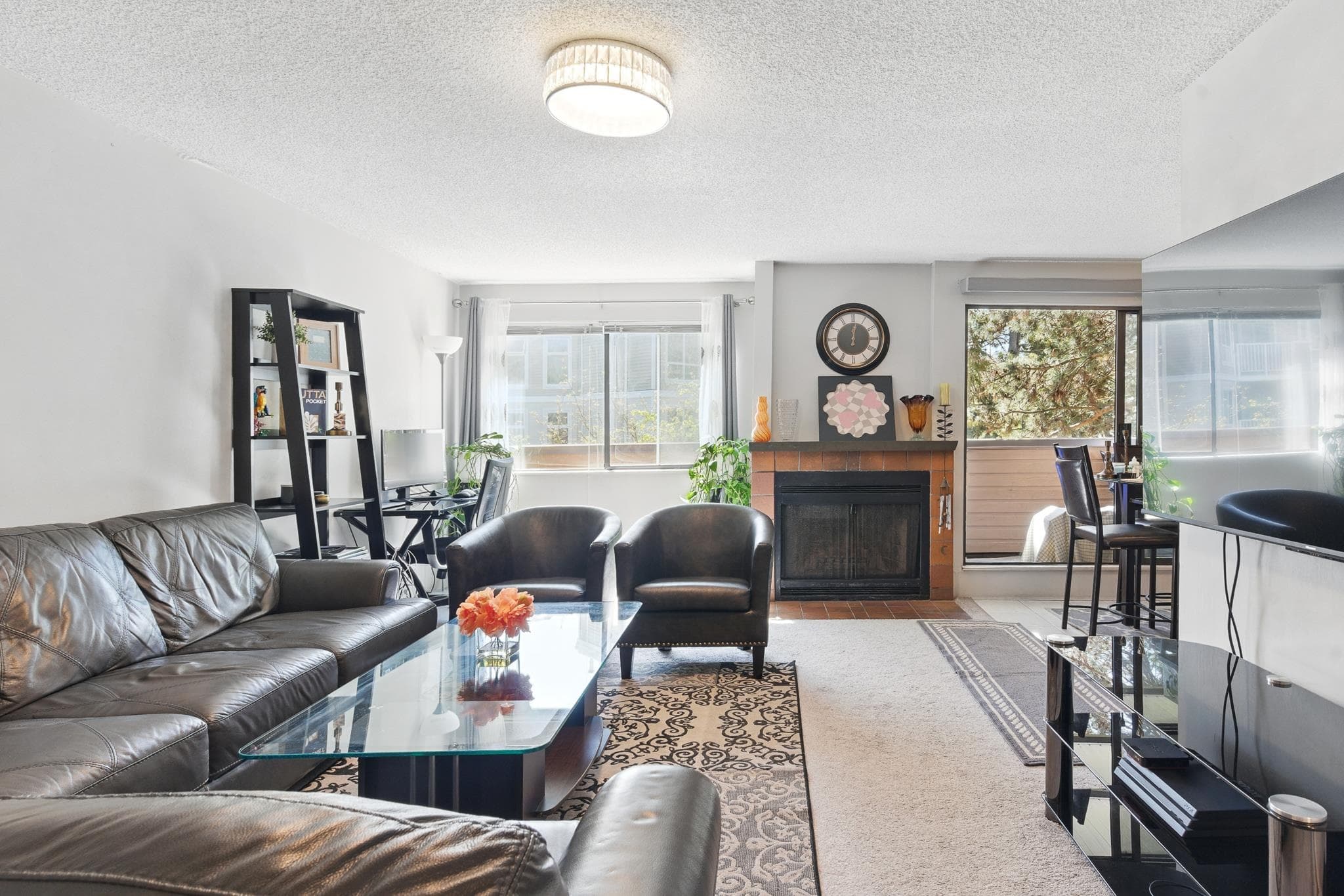 215 - 7297 Moffatt Road, Richmond, V6Y 3E6 — photo 2