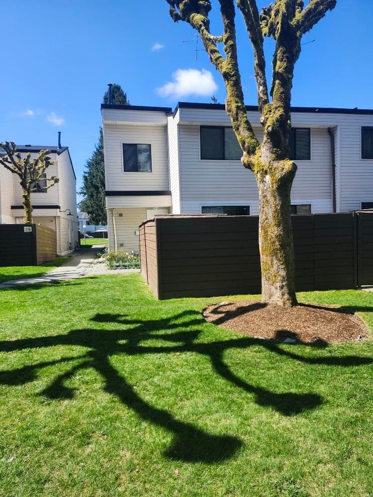 121 - 14159 104 Avenue, Surrey, V3T 1X6 — photo 3